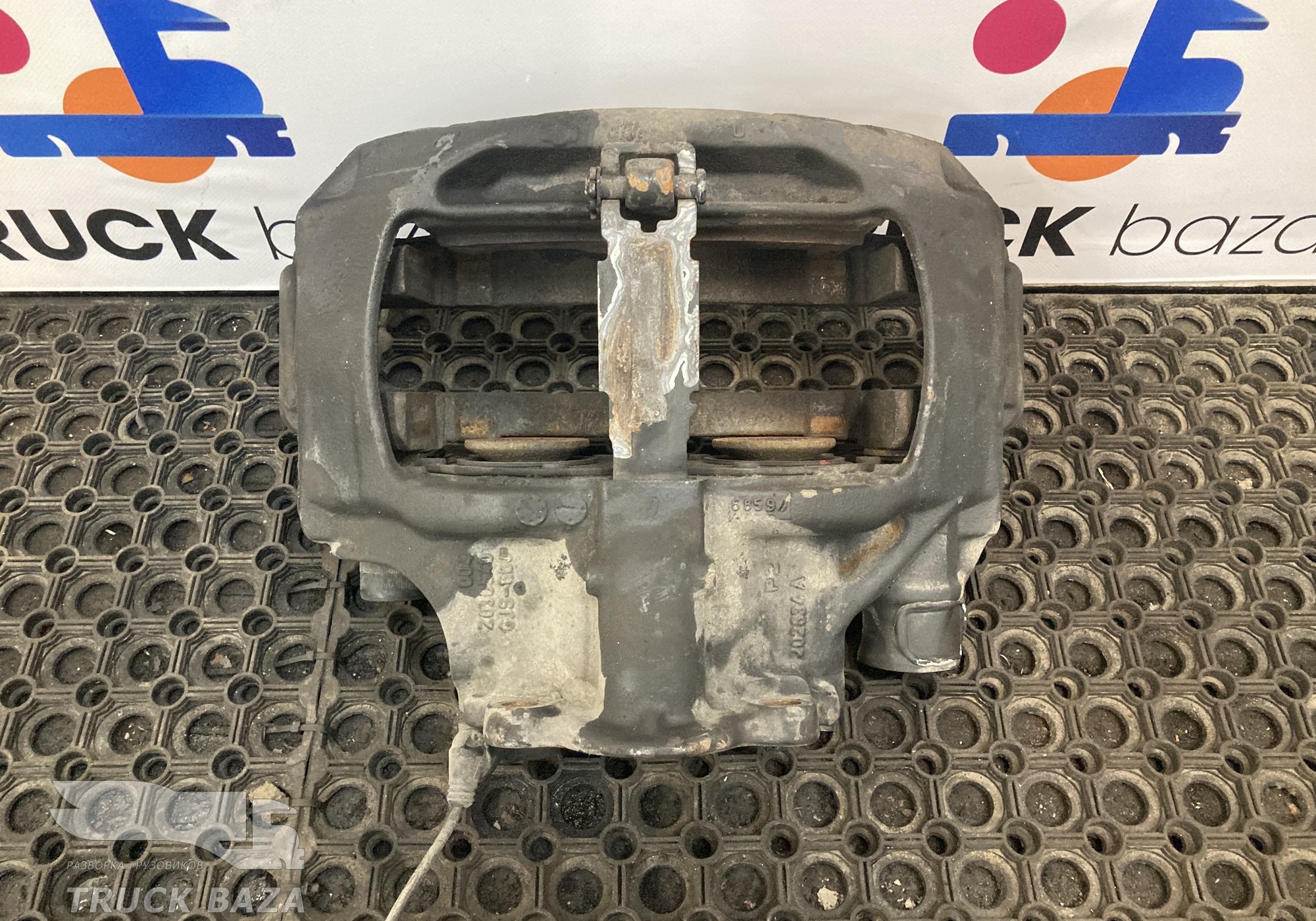 0004202602 Суппорт передний левый/задний правый