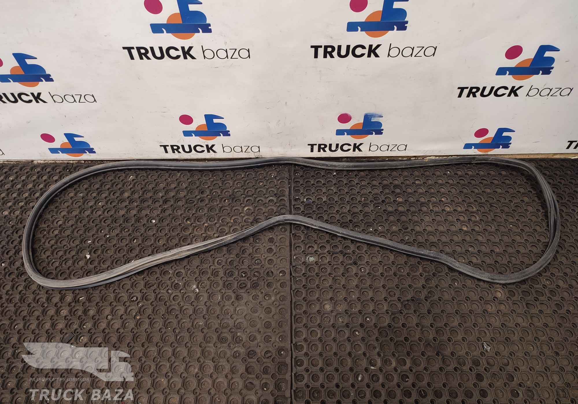 9607210080 Уплотнитель проема двери для Mercedes-Benz