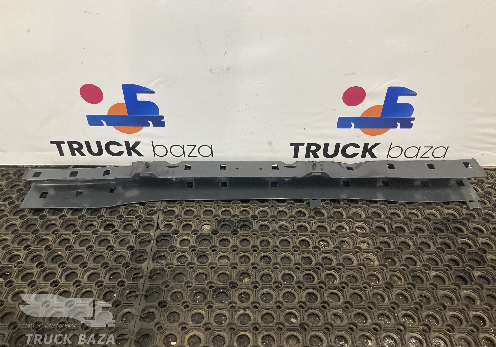 2744759 Кронштейн проводки для Scania 6-series R (с 2016)