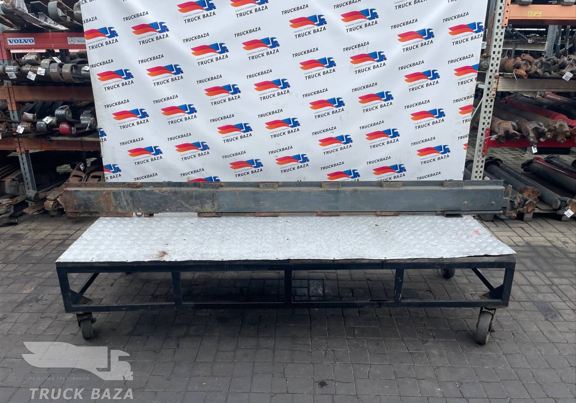 21001750 Стойка задняя левая угловая под борт для Полуприцепы Разные Полуприцепы