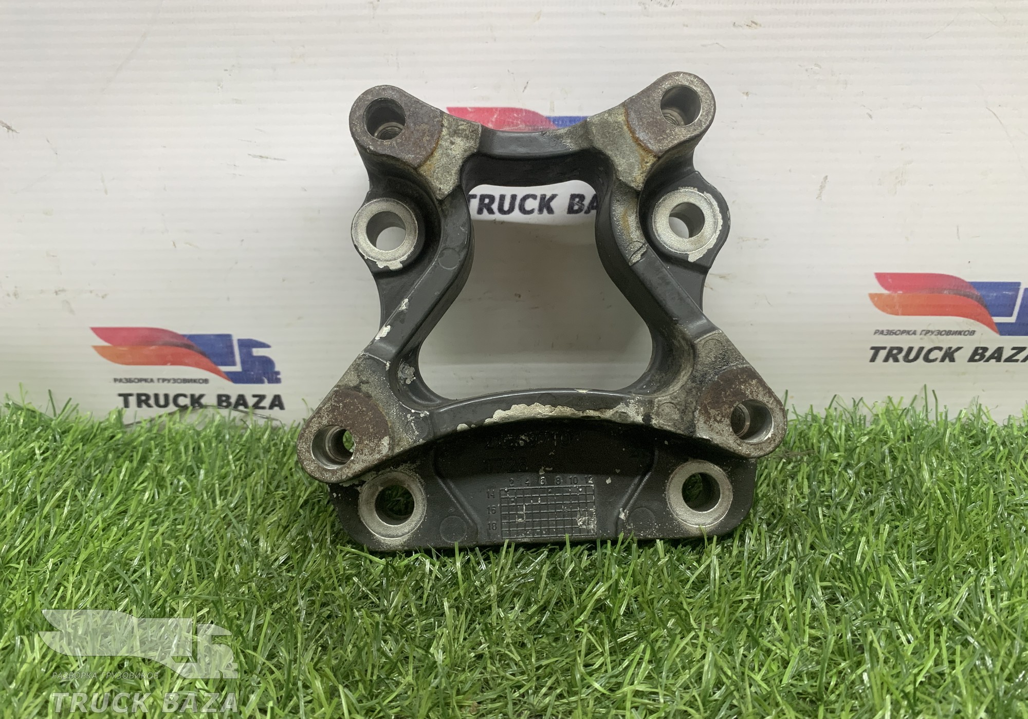 21569710 Кронштейн вискомуфты для Volvo FM II (с 2002)