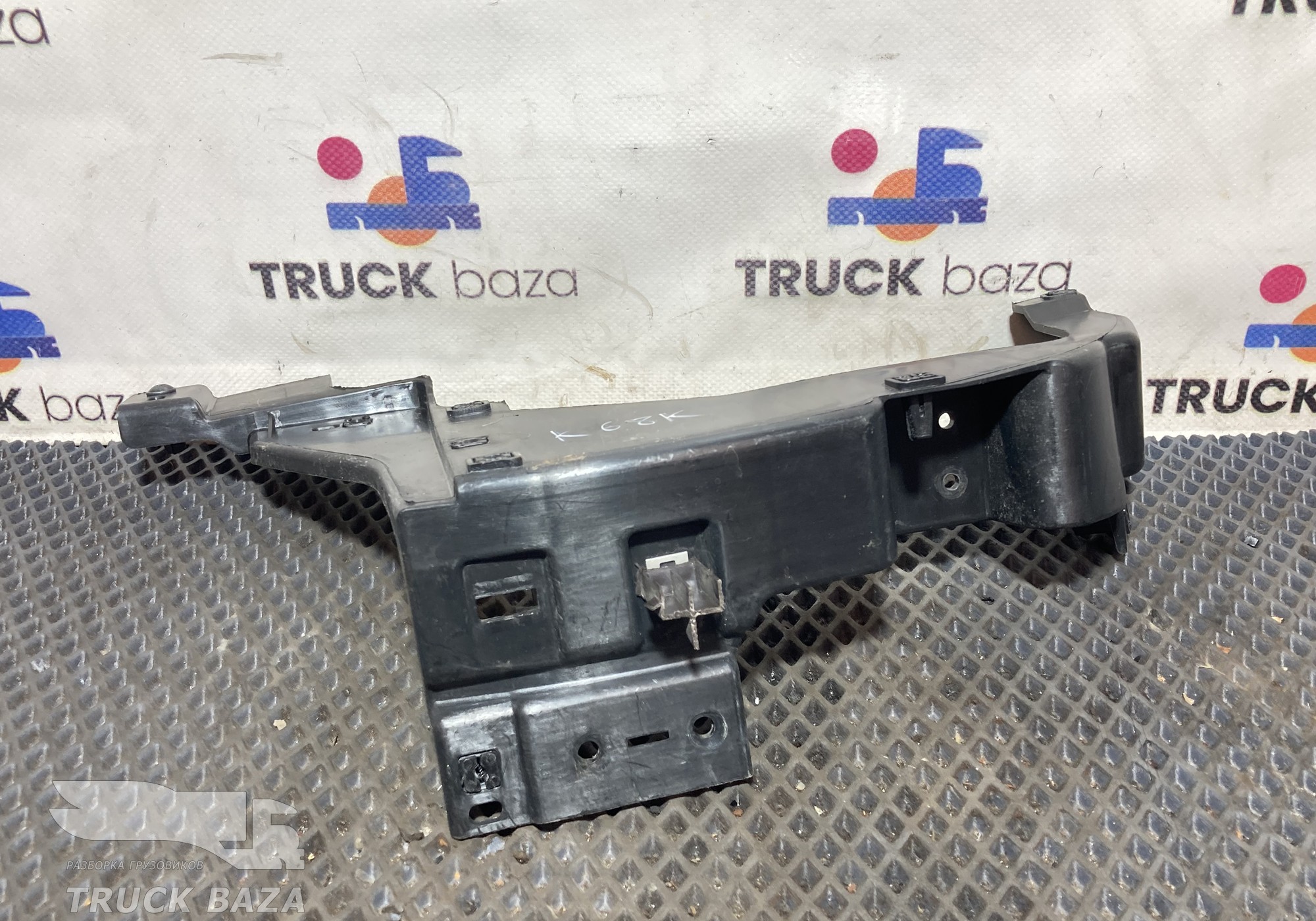 549015325044 Кронштейн торпедо для КАМАЗ 54901