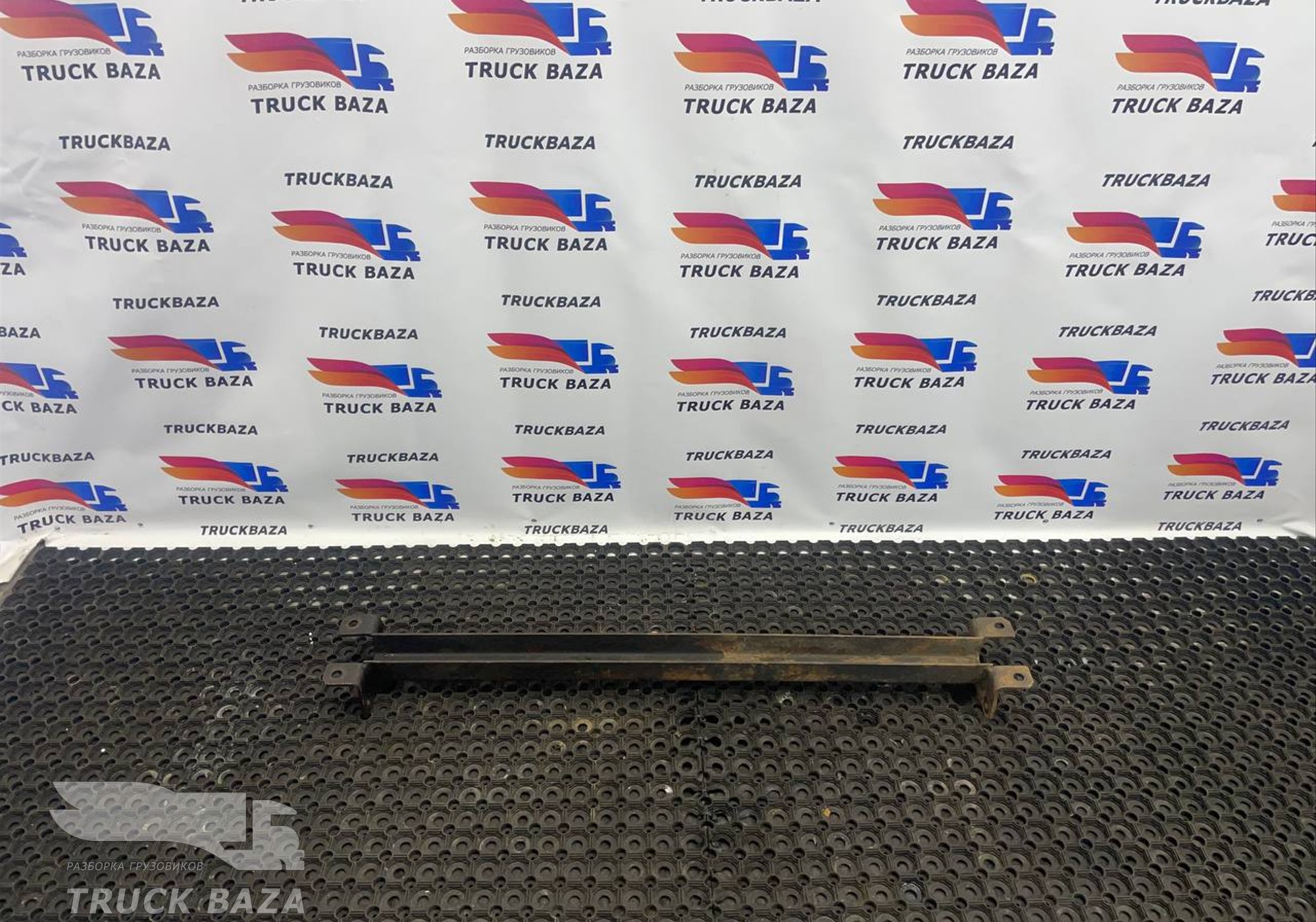 9413101722 Усилитель бампера для Mercedes-Benz Actros MP3 (с 2008)