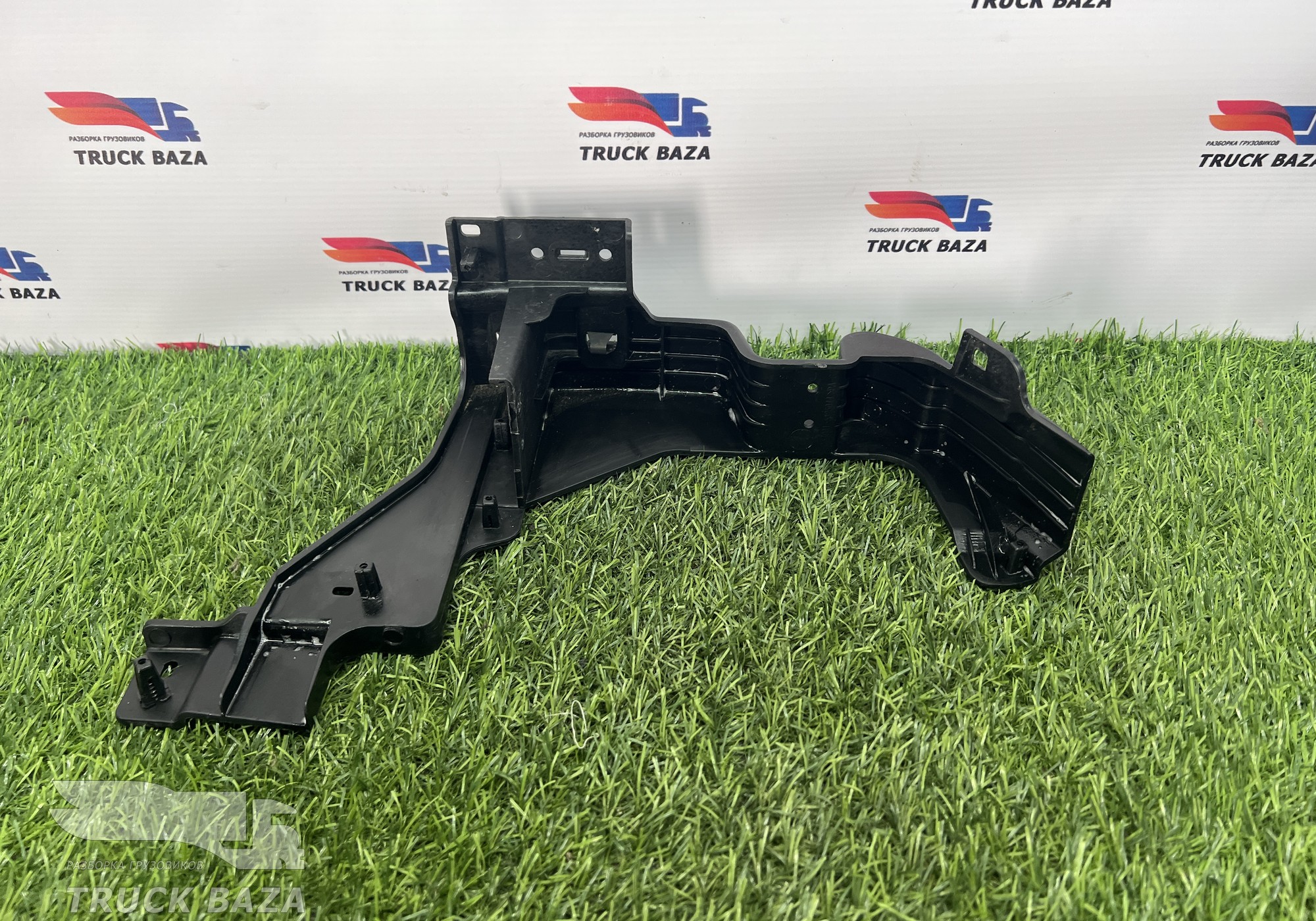 549015325044 Кронштейн торпедо для КАМАЗ 54901
