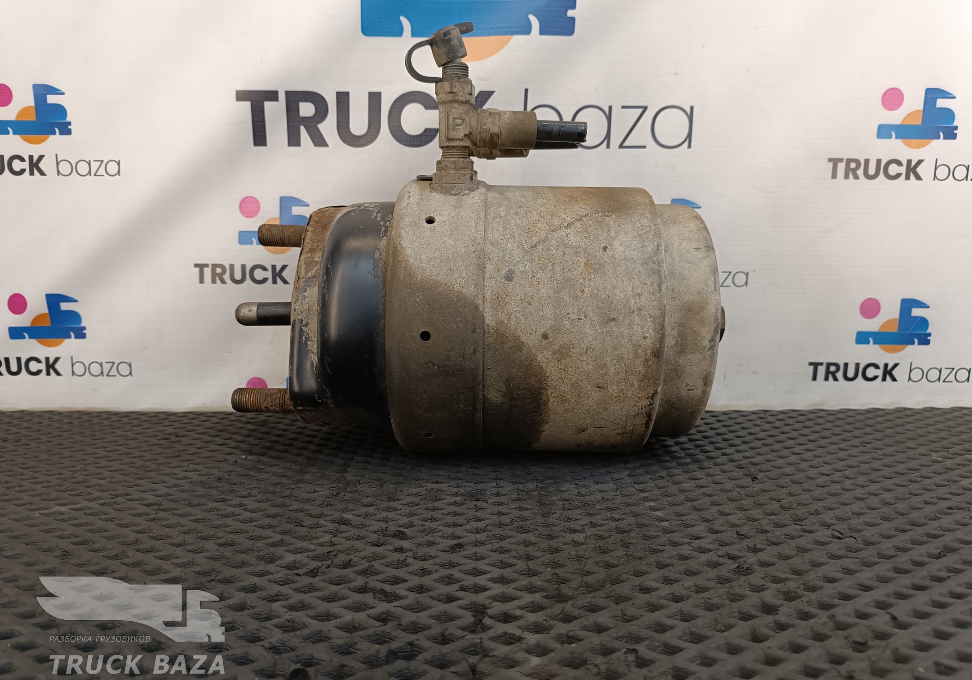 99482723 Энергоаккумулятор тормозной левый для Iveco
