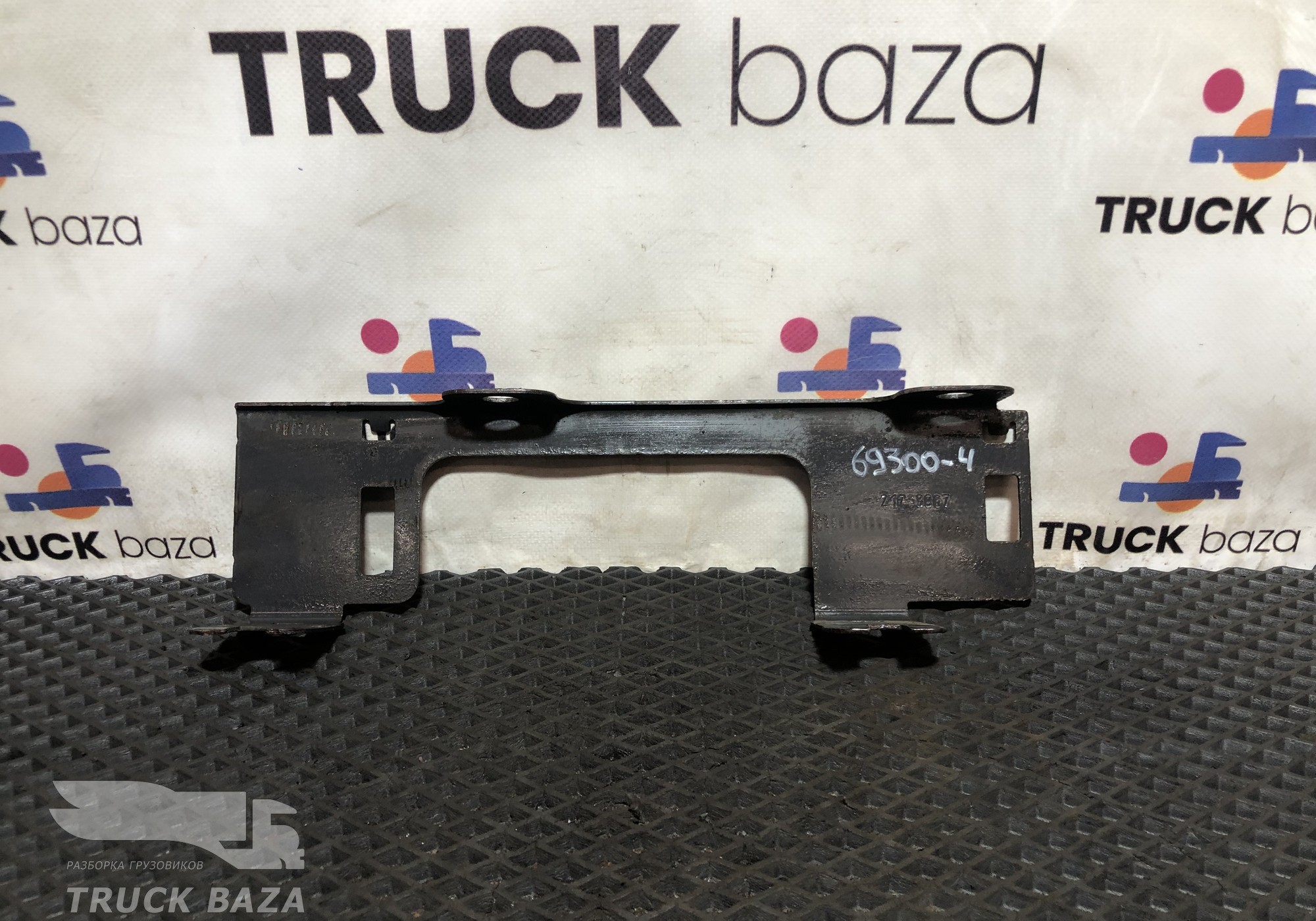 21768867 Кронштейн проводки для Volvo