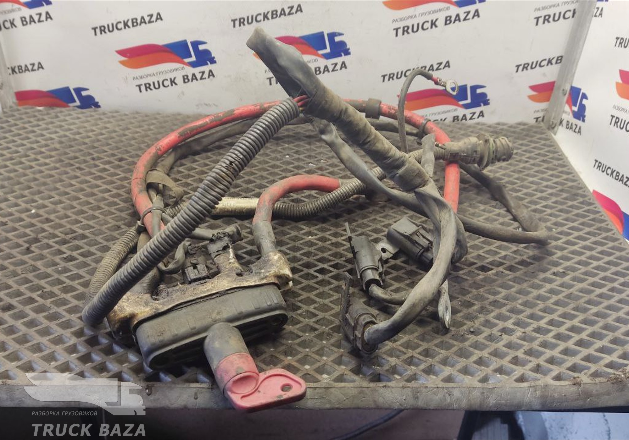 20573055 Проводка аккумуляторного отсека для Volvo