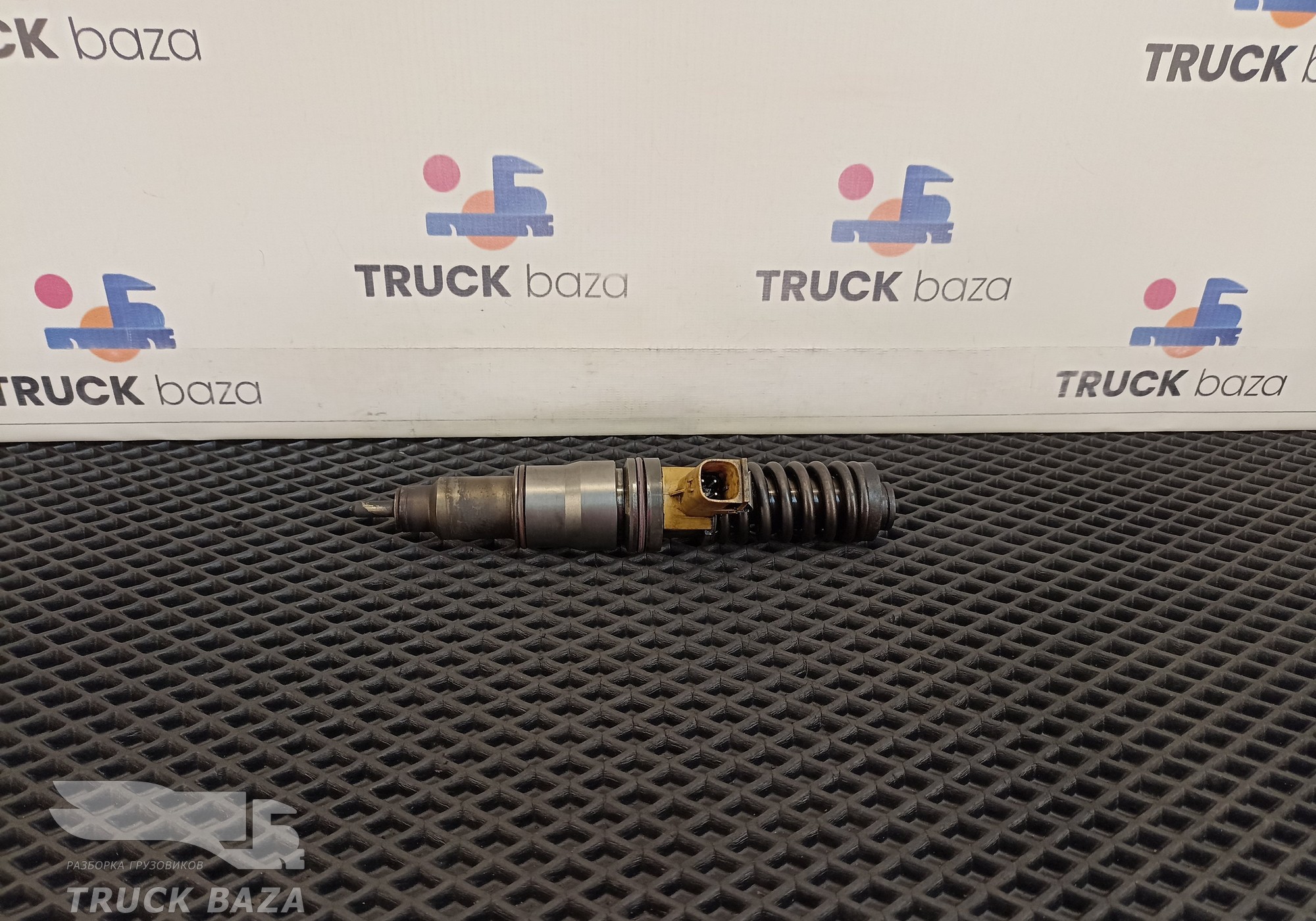 7421644596 Форсунка топливная для Renault Premium