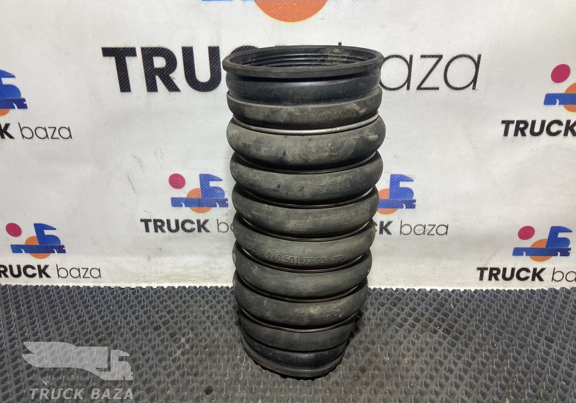 9605017793 Патрубок интеркулера для Mercedes-Benz Actros New Actros MP4 (с 2011)