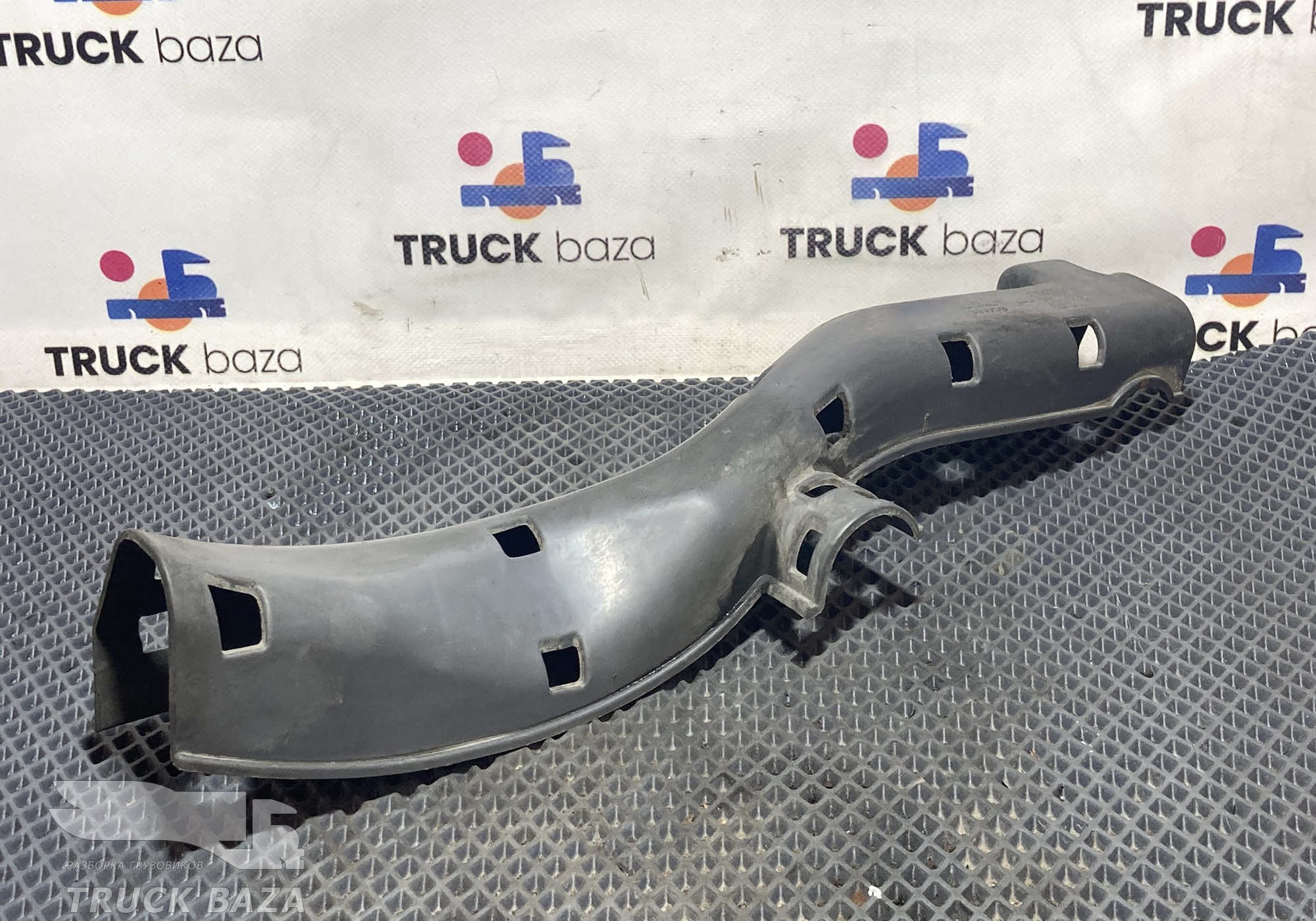 1780506 Кронштейн проводки