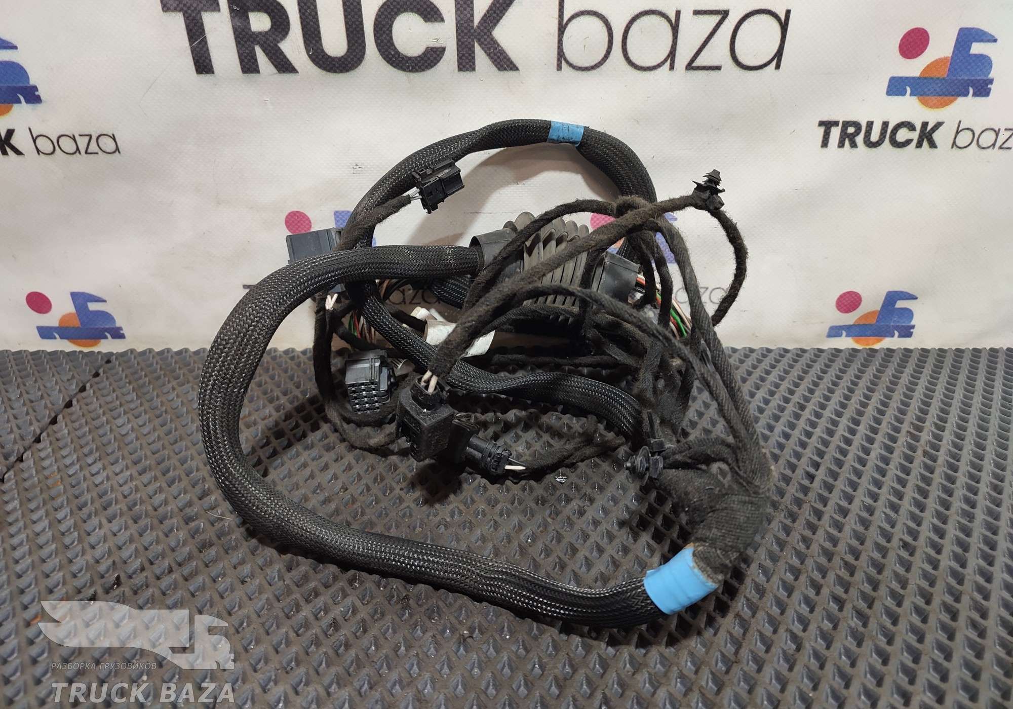 5490407124020 Проводка двери правая для КАМАЗ 5490 (с 2013)