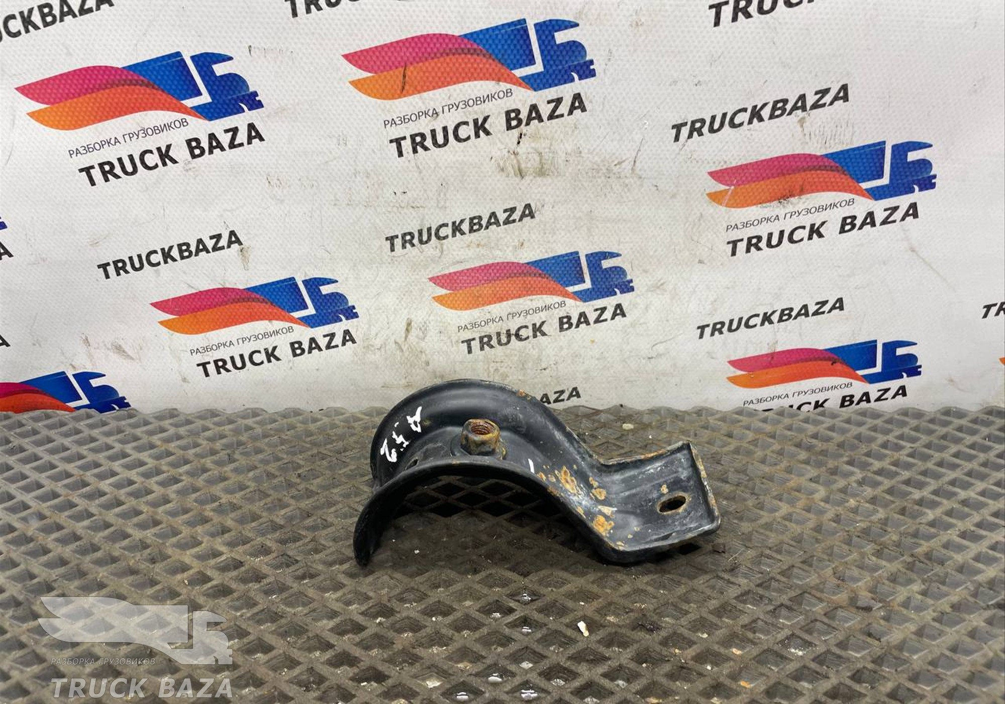 9605211540 Кронштейн крыла для Mercedes-Benz Actros New Actros MP4 (с 2011)