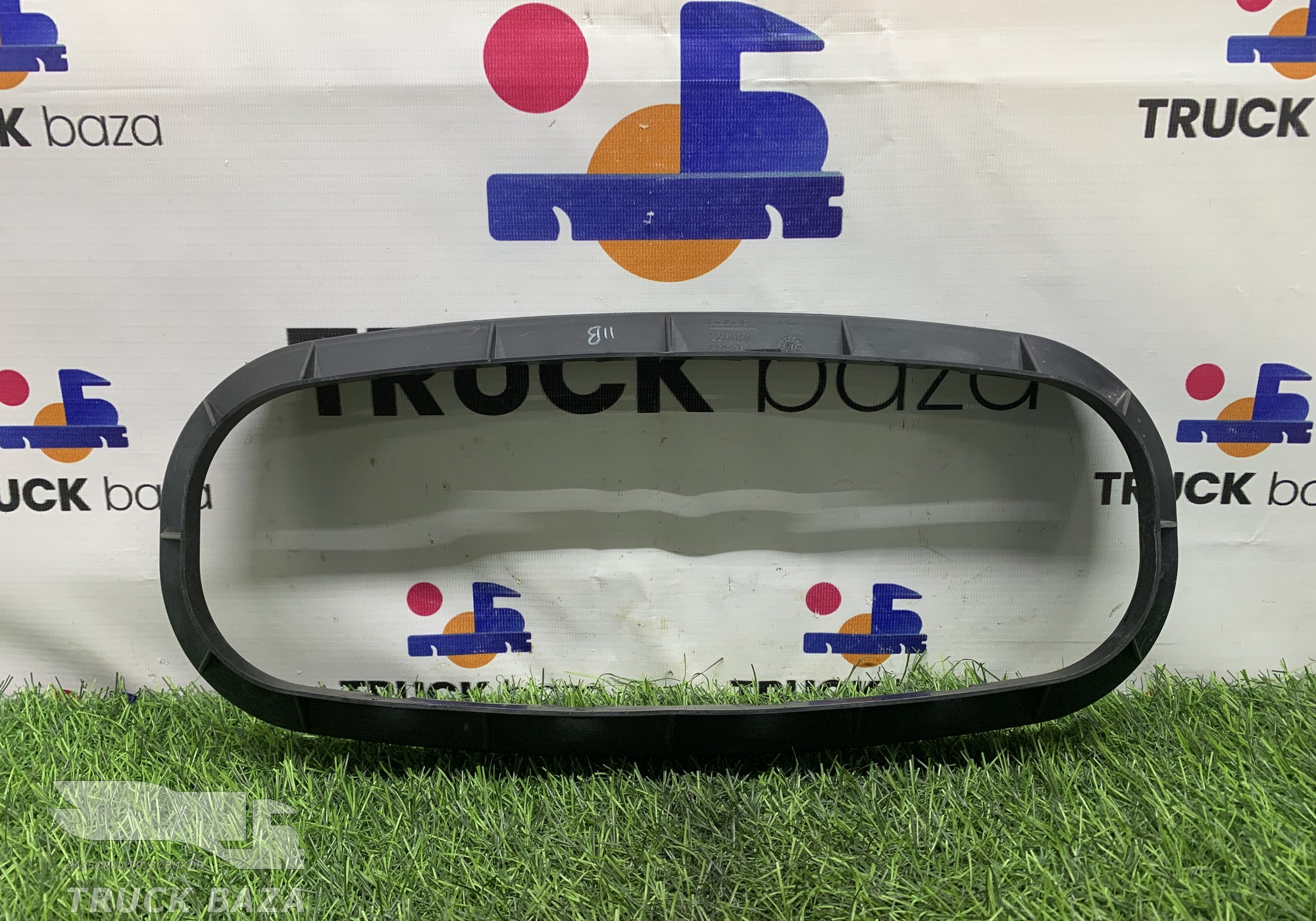 2273159 Уплотнитель воздухозаборника для Daf XF106 (с 2012)