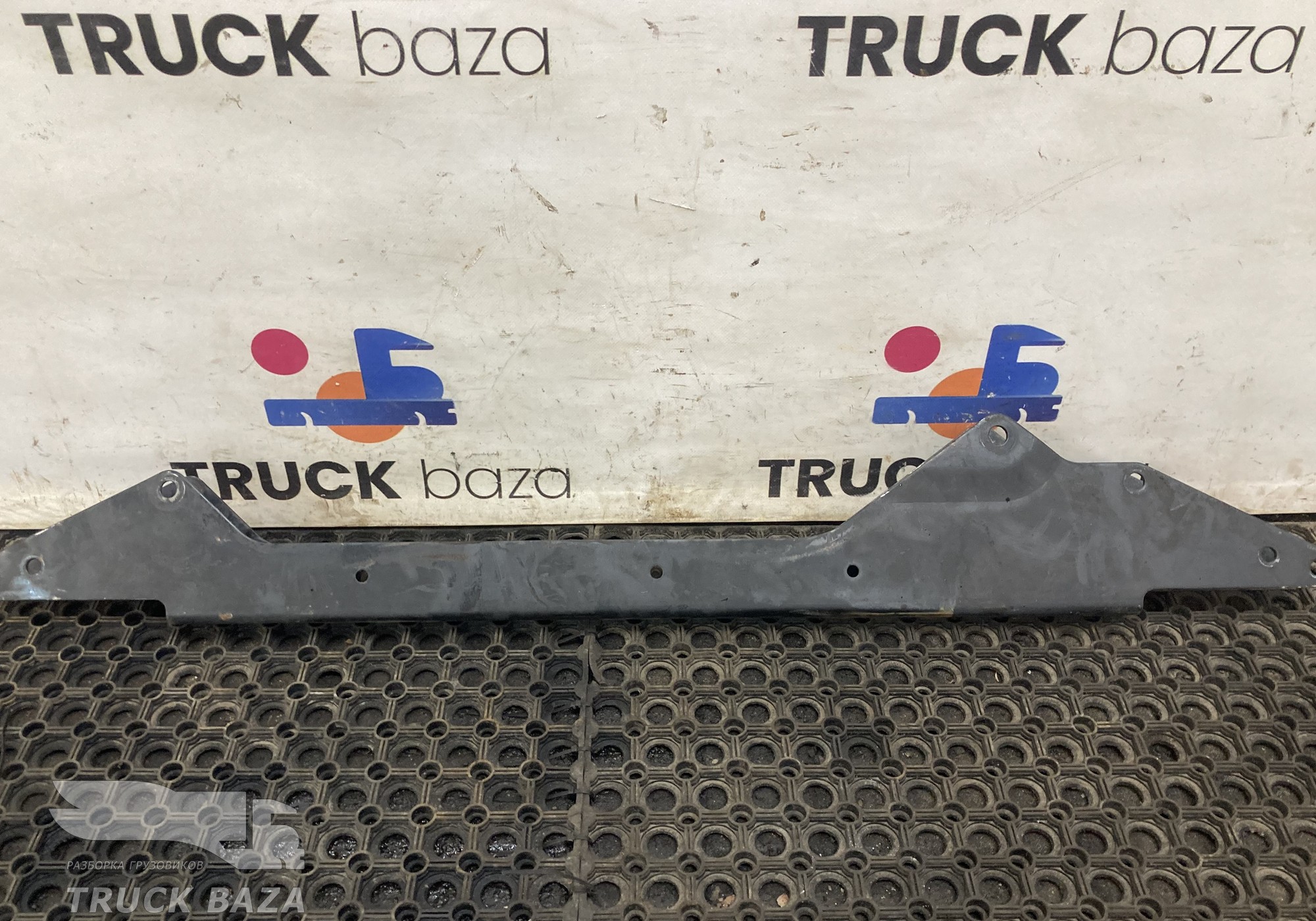 Кронштейн для КАМАЗ 5490 (с 2013)