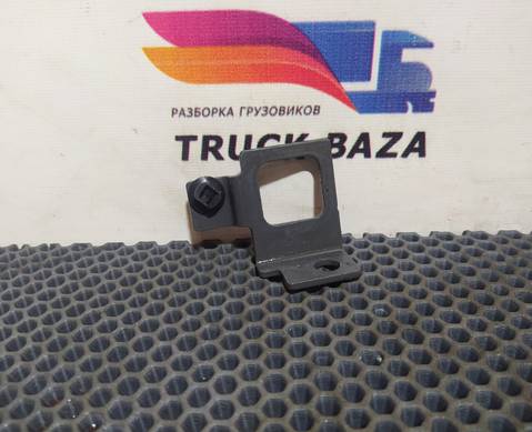 21377233 Кронштейн бака AdBlue для Volvo