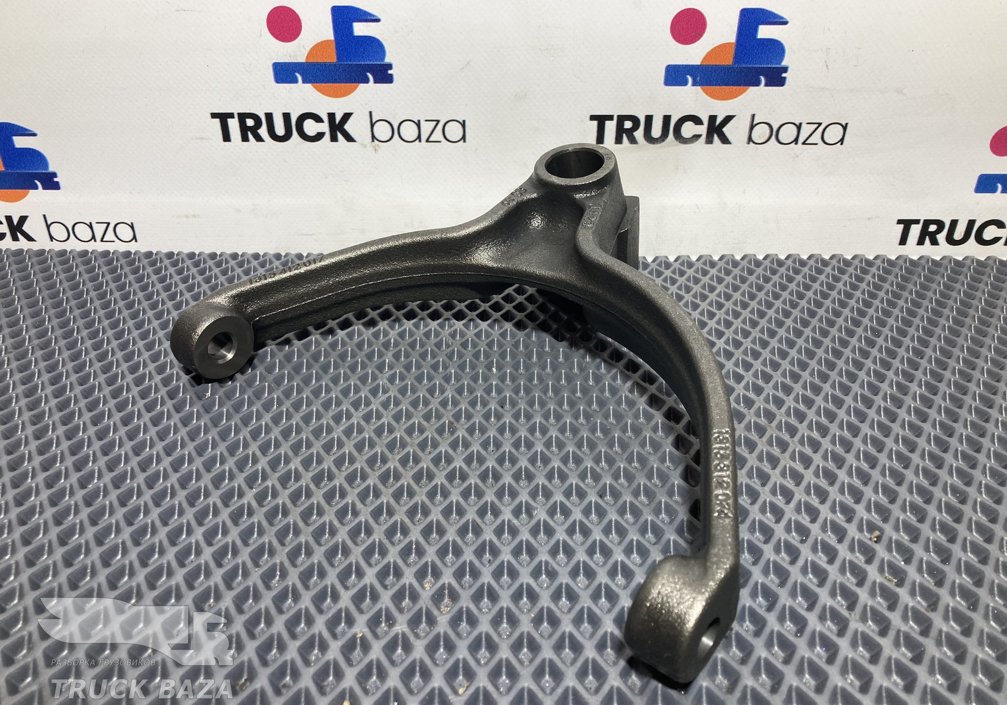 1315412017 Вилка КПП ZF для Man