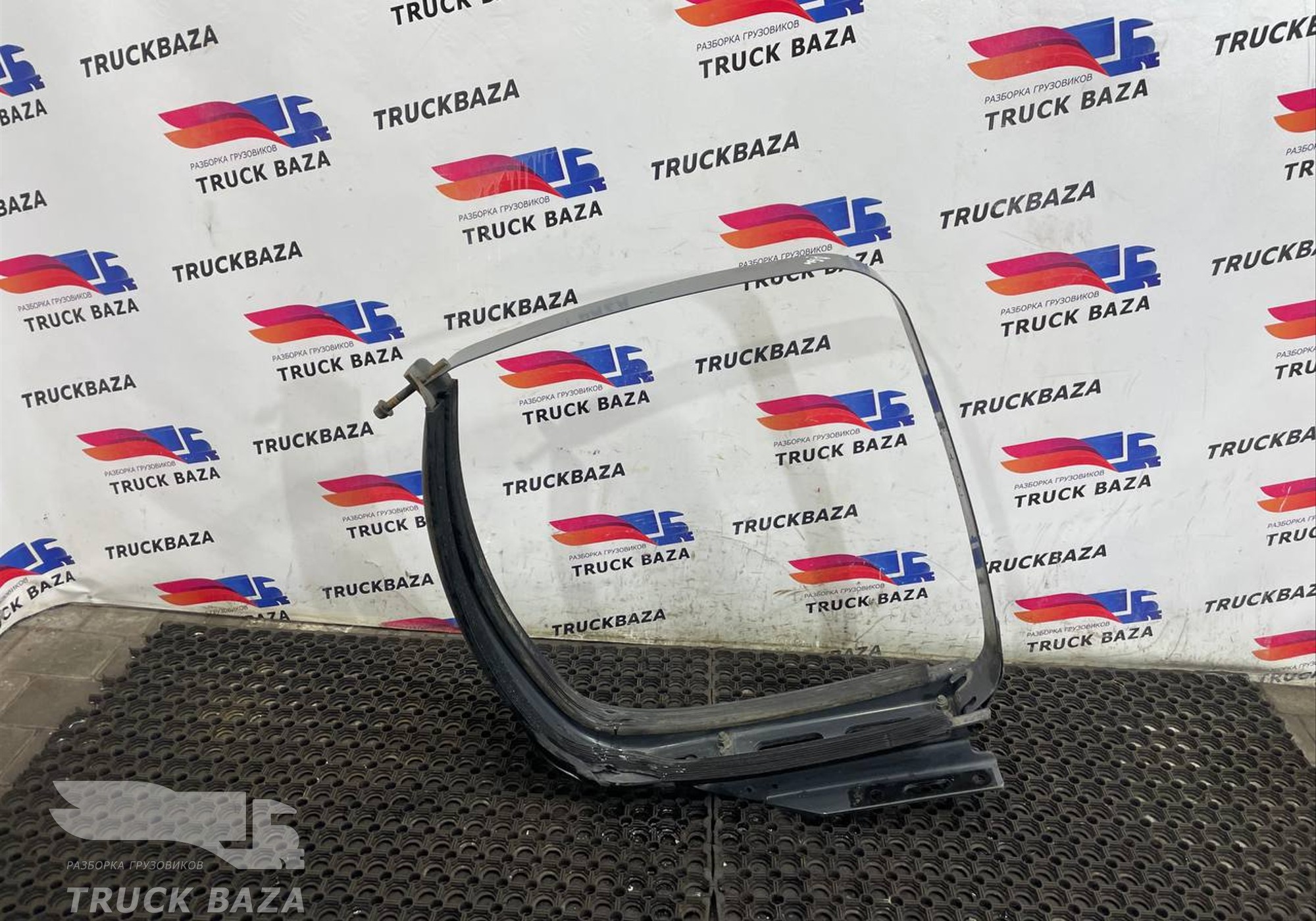 9604752303 Кронштейн топливного бака для Mercedes-Benz Actros New Actros MP4 (с 2011)