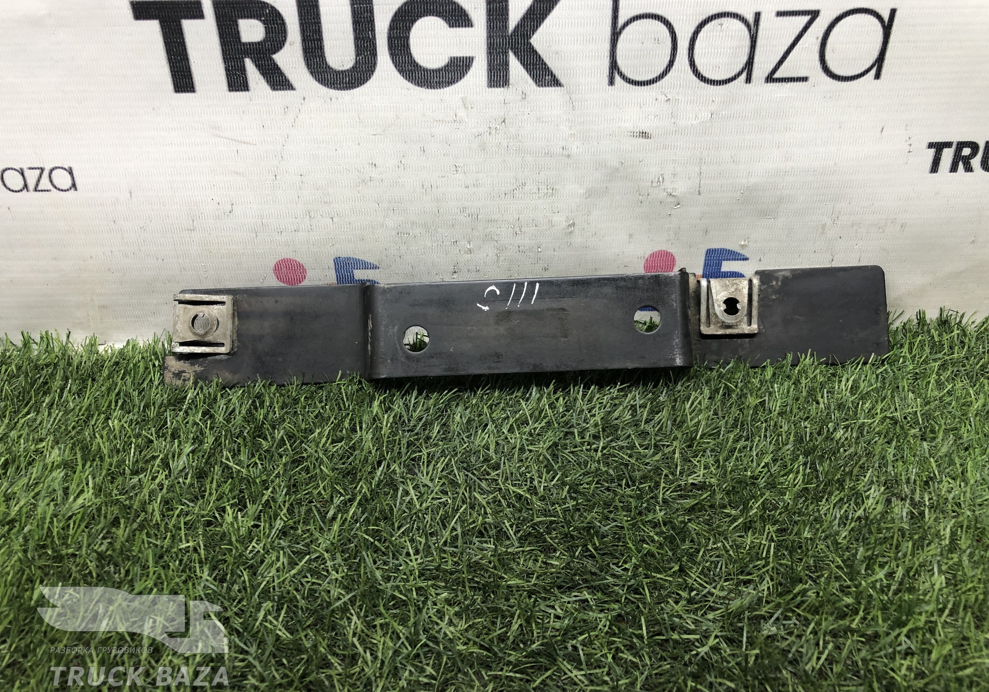 2437983 Кронштейн шумоизоляции двигателя