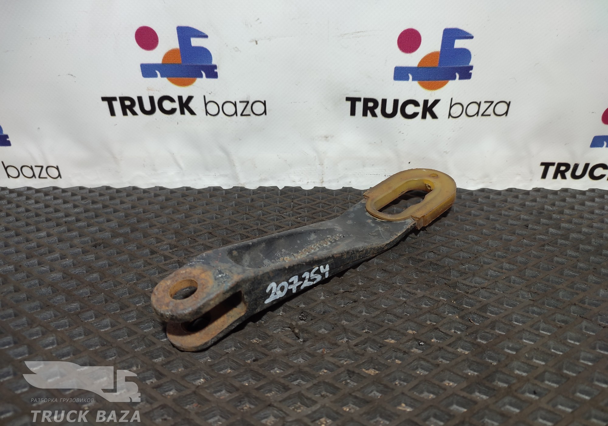 9303100373 Кронштейн торсиона кабины правый для Mercedes-Benz Actros