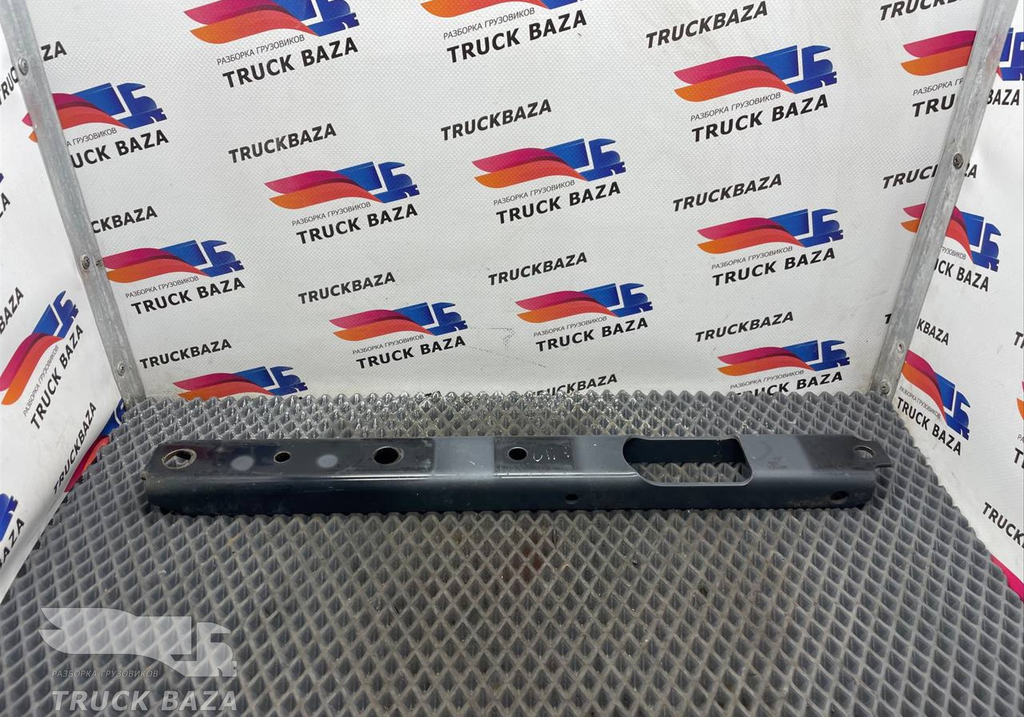 1679755 Кронштейн ресивера для Daf XF106 (с 2012)