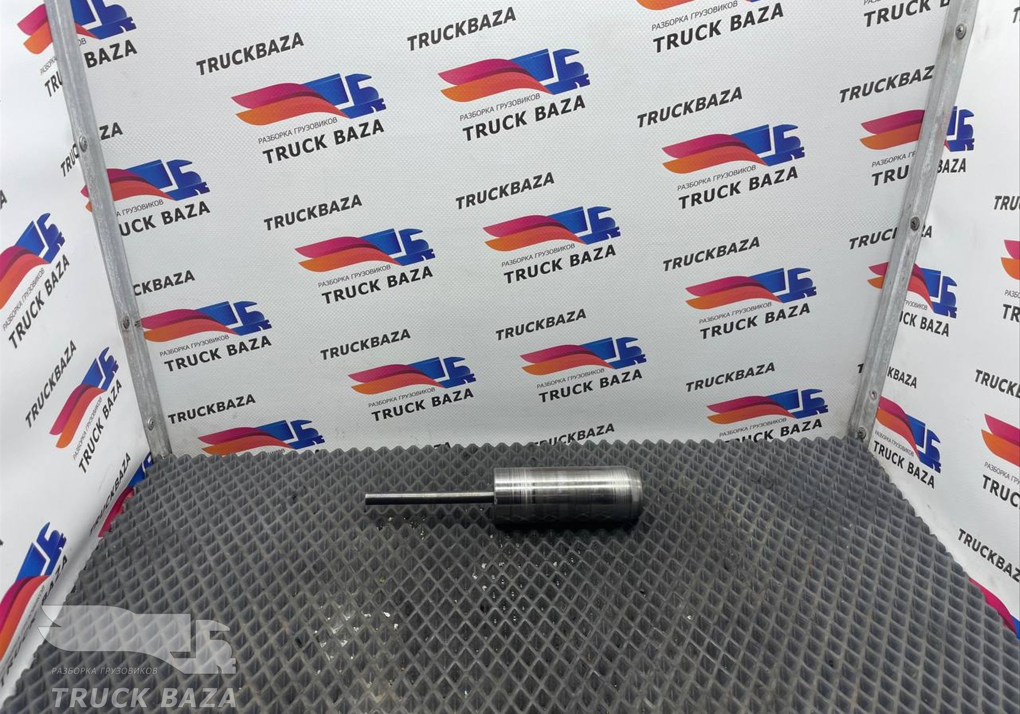 1315305009 Ось шестерни задней передачи КПП ZF для Daf XF105 (с 2005)