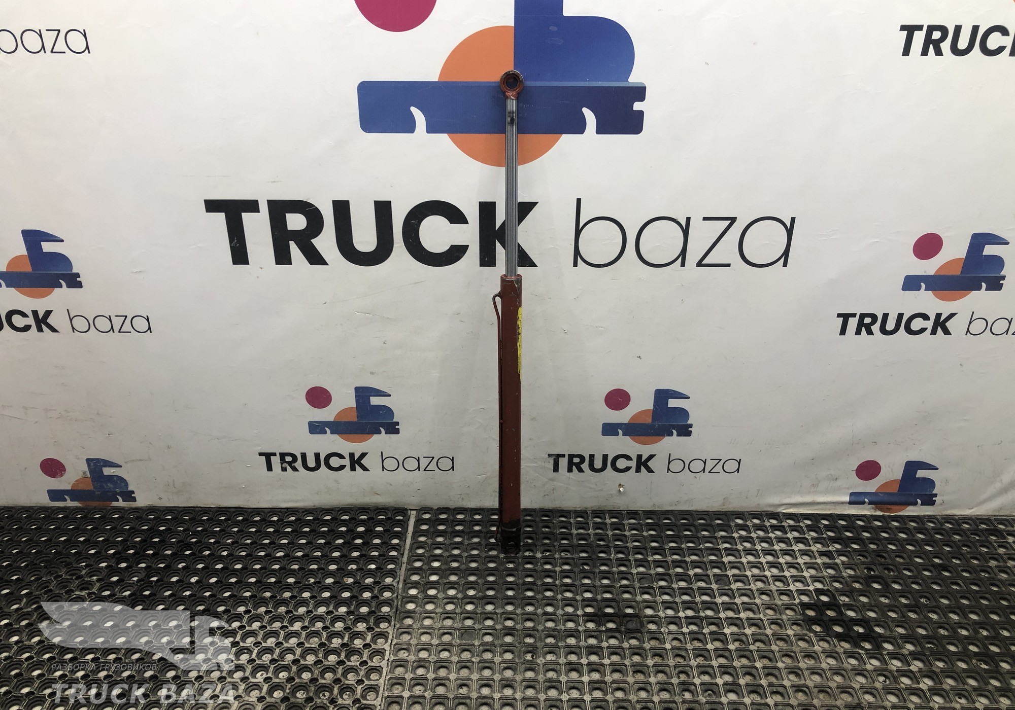 98427951 Цилиндр подъема кабины