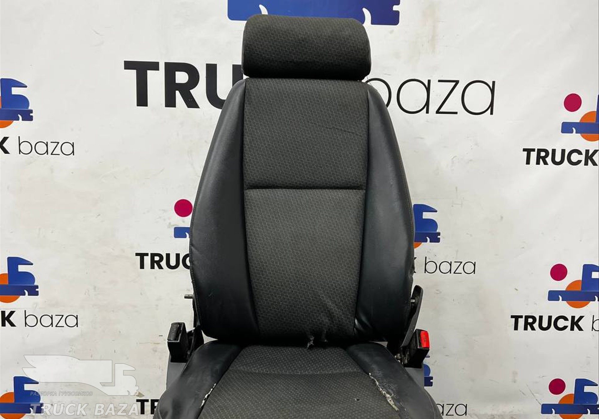 1488835 Сиденье пассажирское механическое