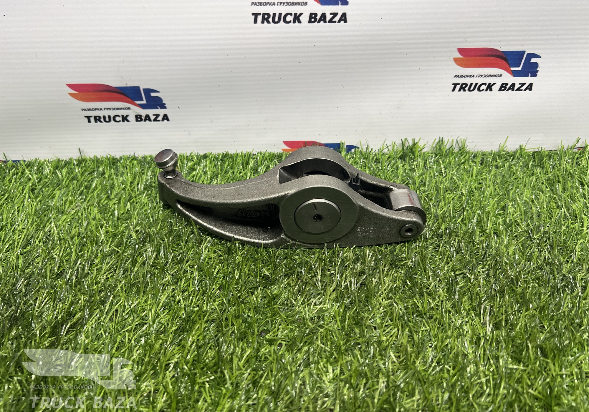 5547719 Ось коромысел для DongFeng GX DFH4180