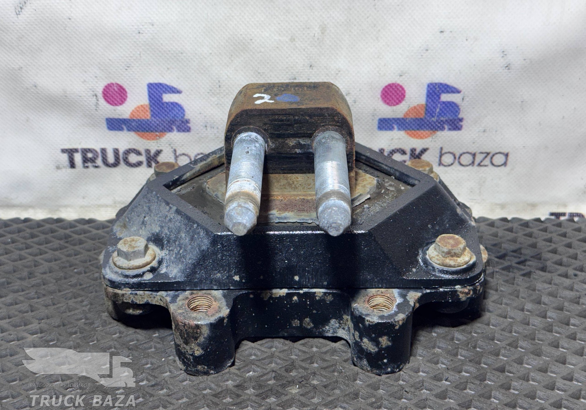 45104100104190 Подушка двигателя передняя для КАМАЗ 54901