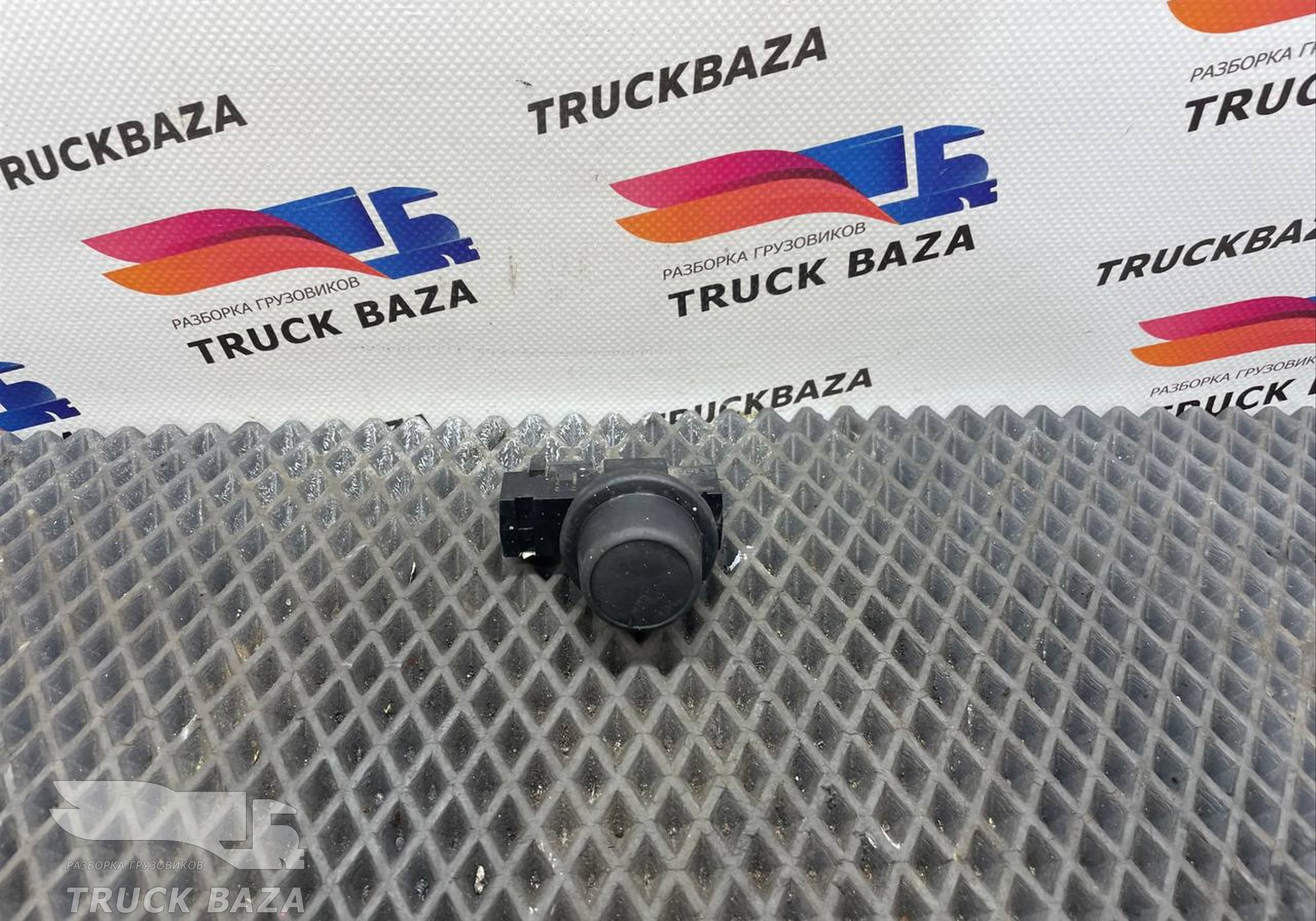 1389674 Переключатель бортового компьютера для Daf XF105 (с 2005)