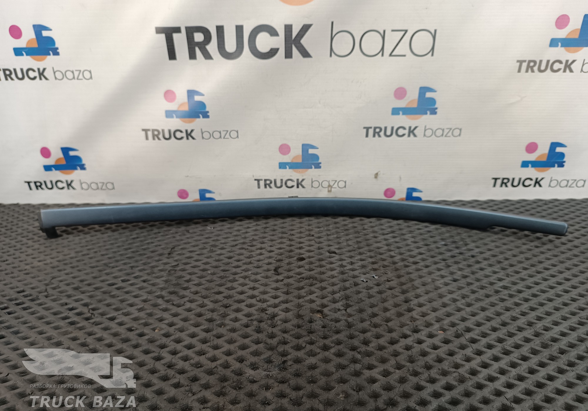 20467356 Накладка декоративная для Volvo FH
