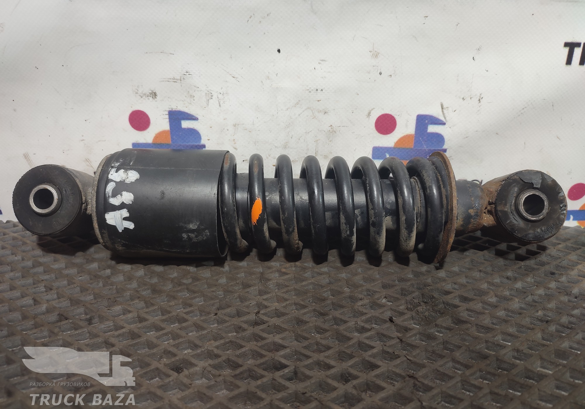 9408904719 Амортизатор кабины задний