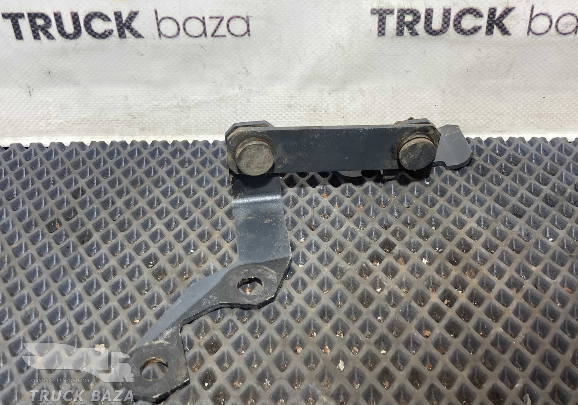 Кронштейн для Mercedes-Benz Actros New Actros MP4 (с 2011)