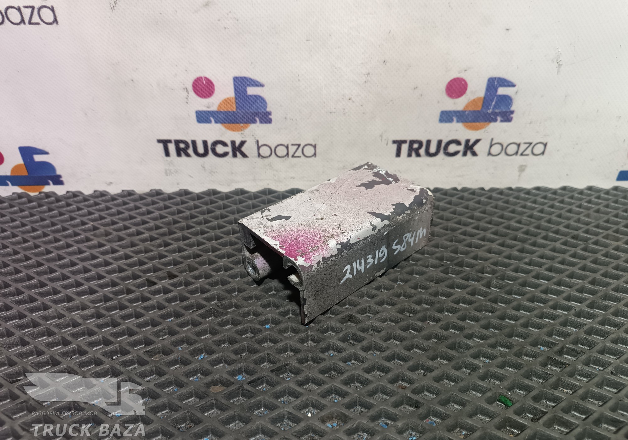 2006679 Кронштейн воздушной трубки компрессора для Scania 5-series P (с 2004 по 2016)