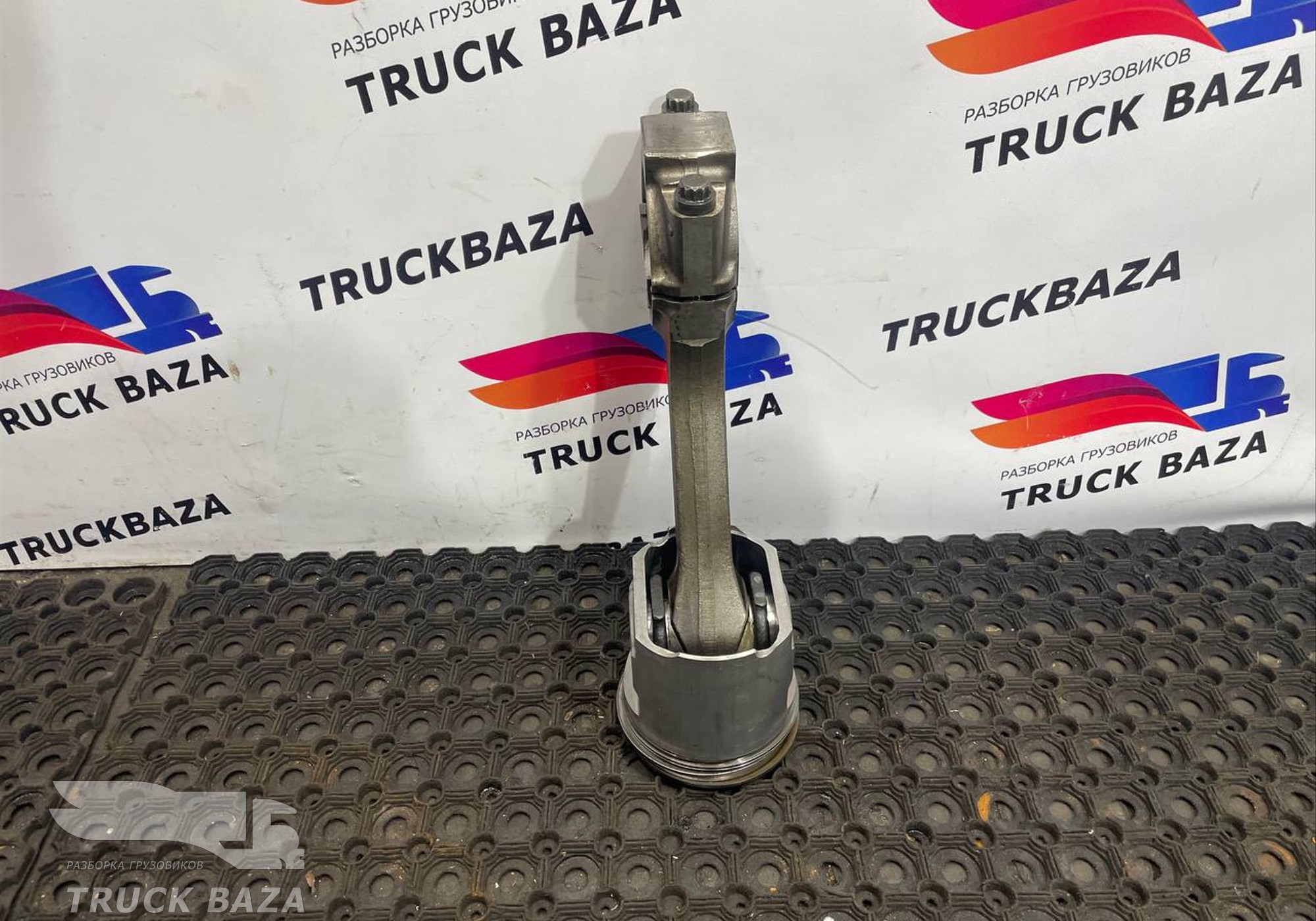 5010284499 Поршень с шатуном для Renault Magnum
