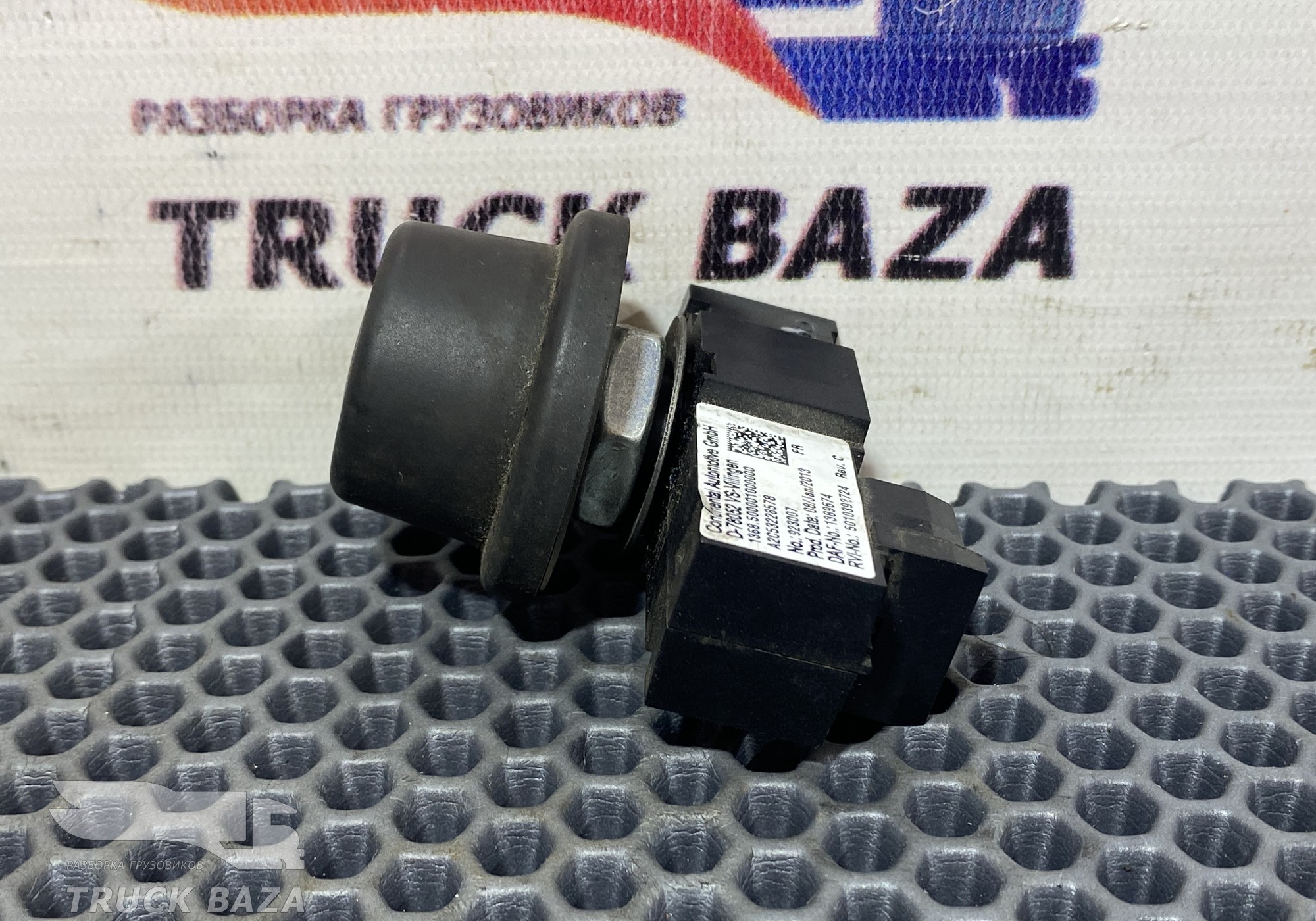 1389674 Переключатель бортового компьютера