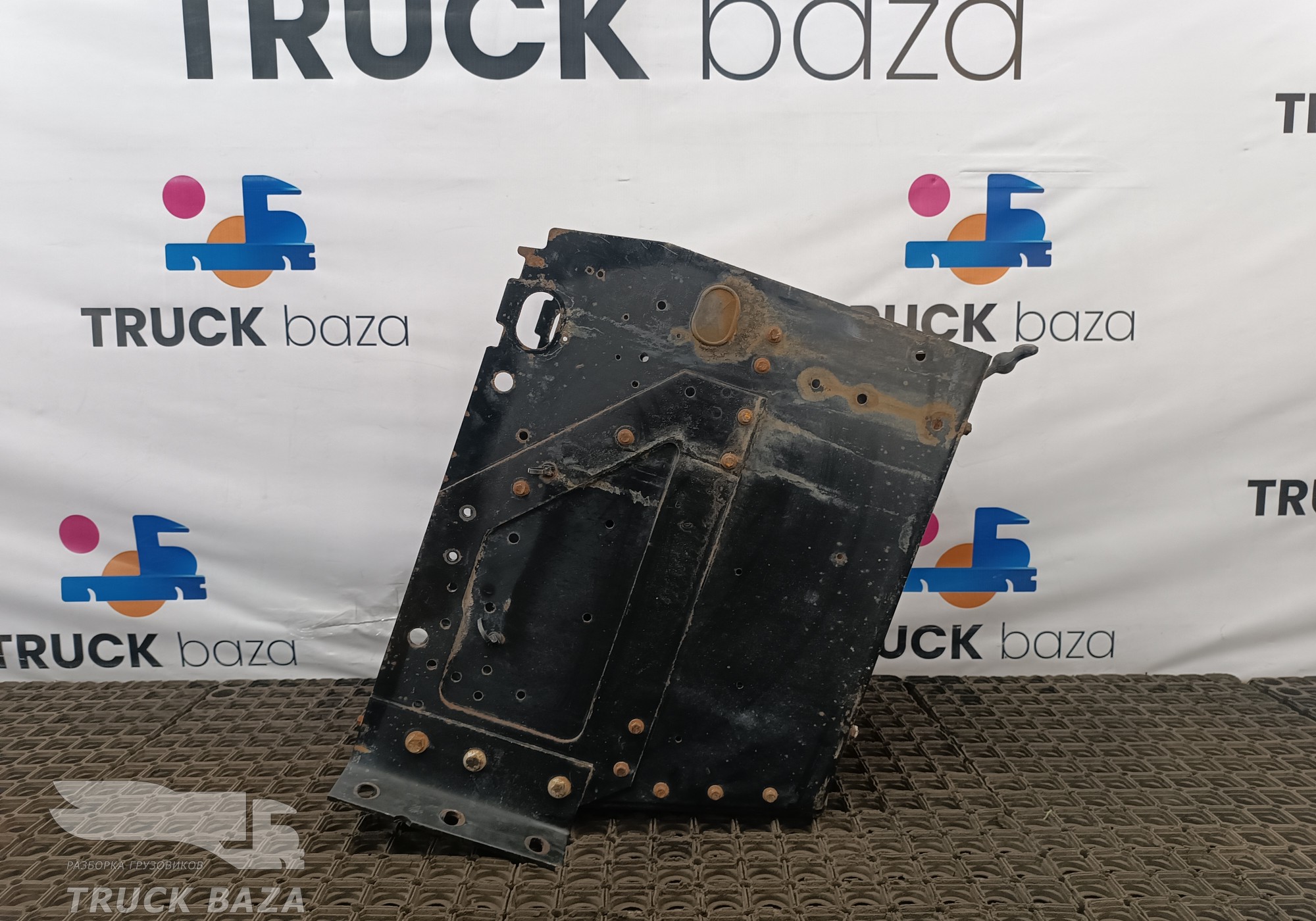 GC4610N743CC Ящик АКБ для Ford F-MAX (с 2018)