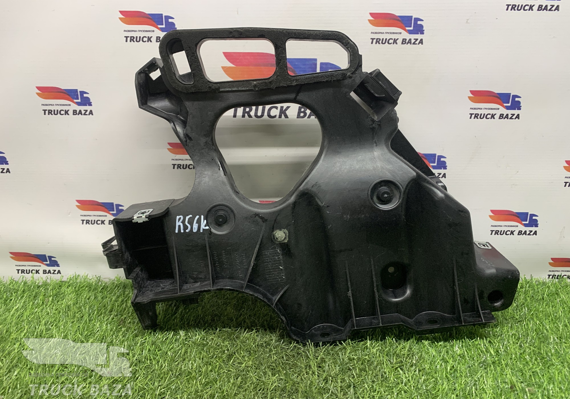 82224154 Кронштейн приборной панели для Renault T (с 2013)