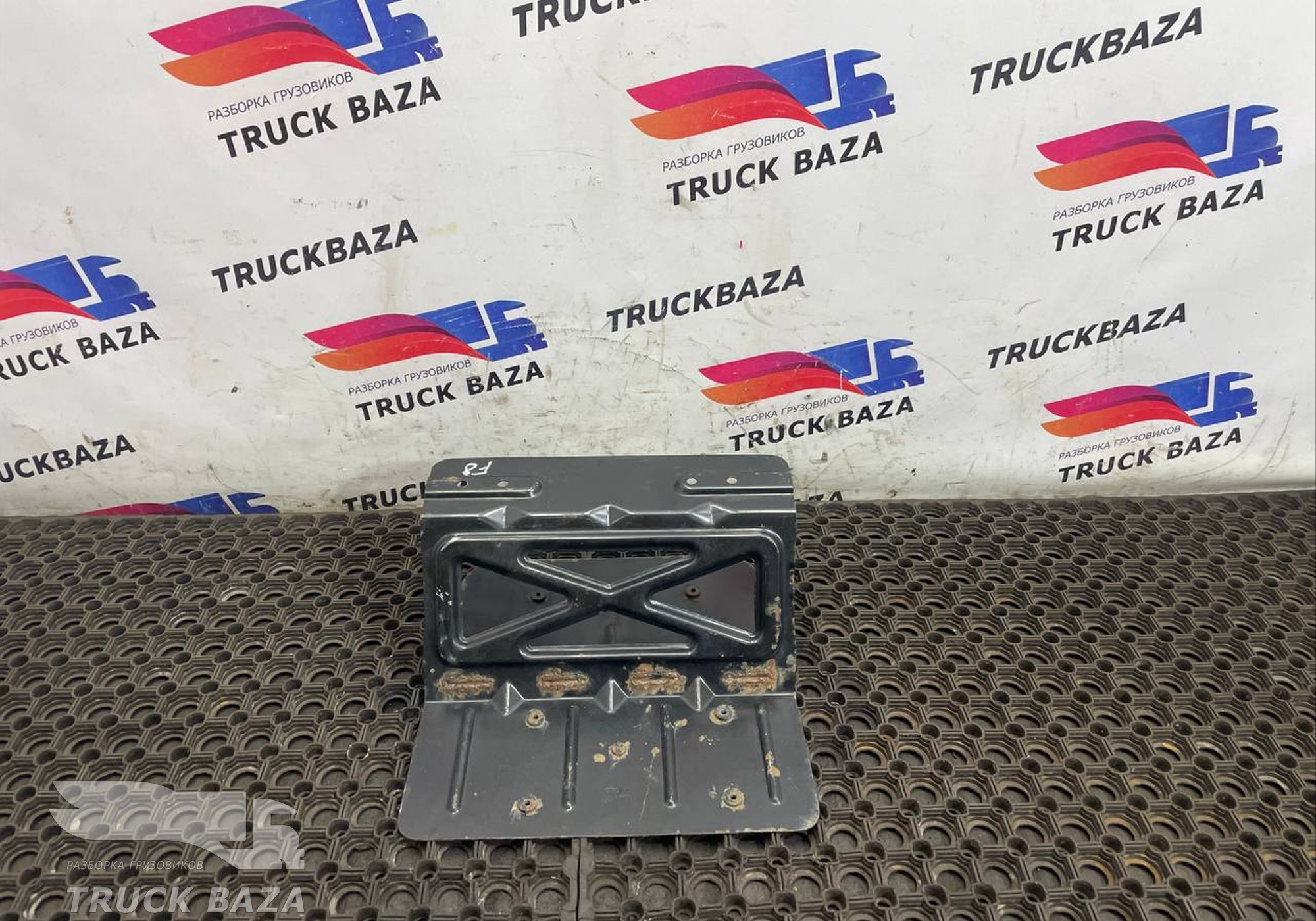 JC4616266DB Кронштейн крепления крыла для Ford F-MAX (с 2018)