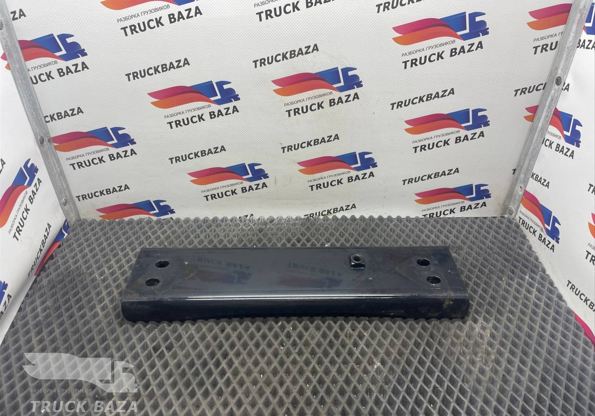 81155115176 Кронштейн бака AdBlue для Man TGX TG3 (с 2020)