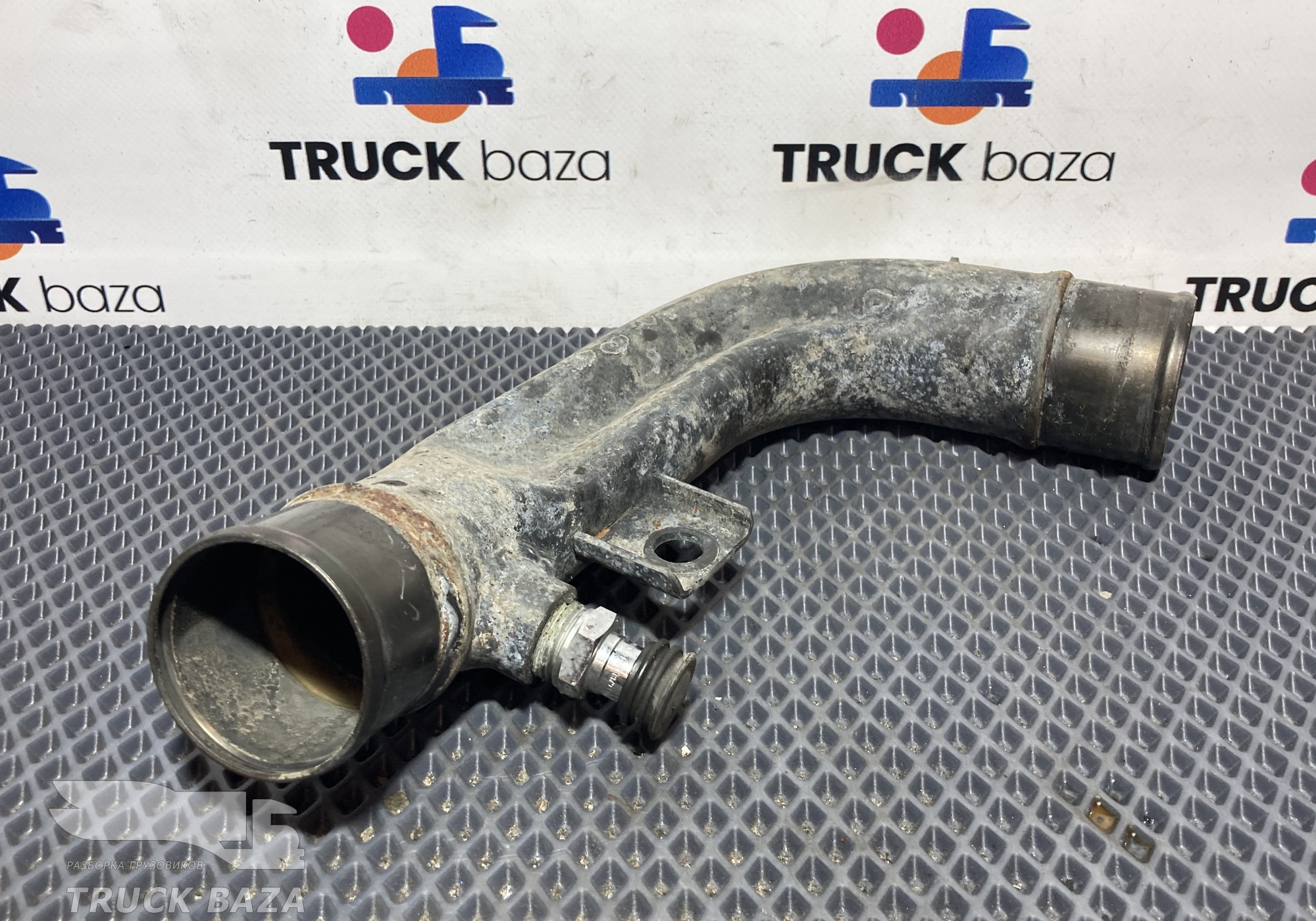 2018064 Патрубок ретардера для Scania 6-series G (с 2016)