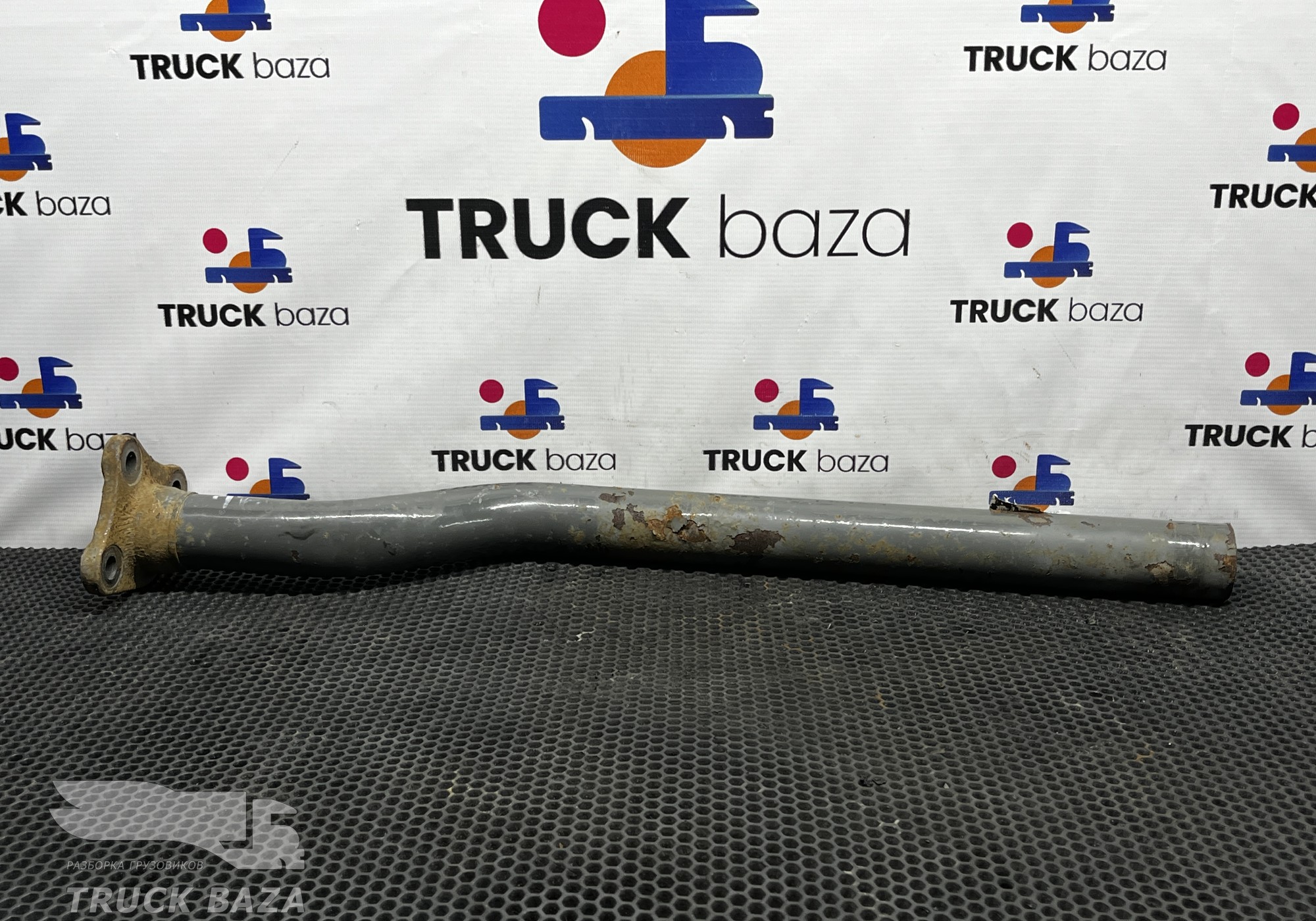 YZ992595000005 Кронштейн крыла заднего правого для Sinotruk Sitrak C7H