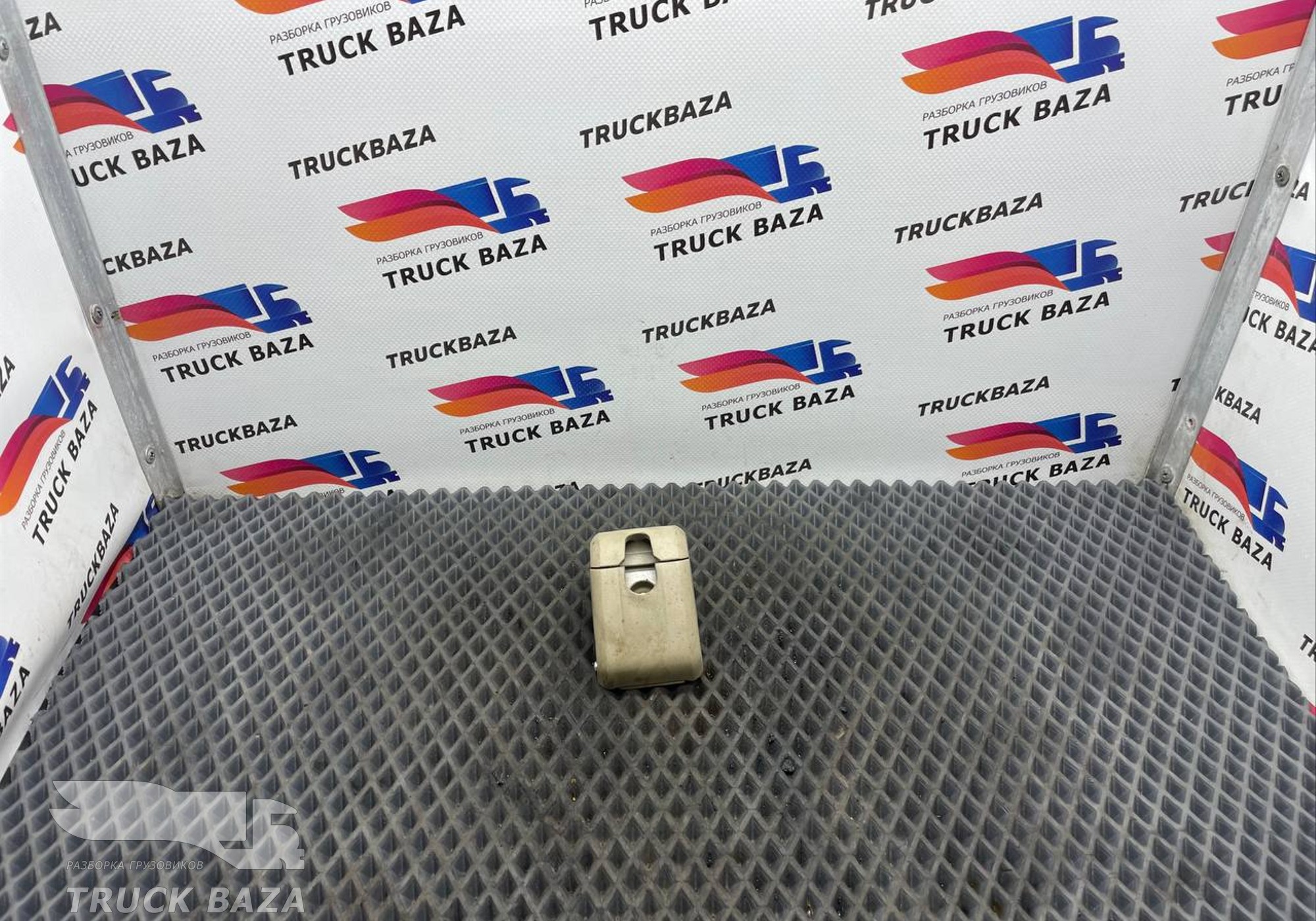 A9609771040 Кронштейн спальника для Mercedes-Benz Actros New Actros MP4 (с 2011)