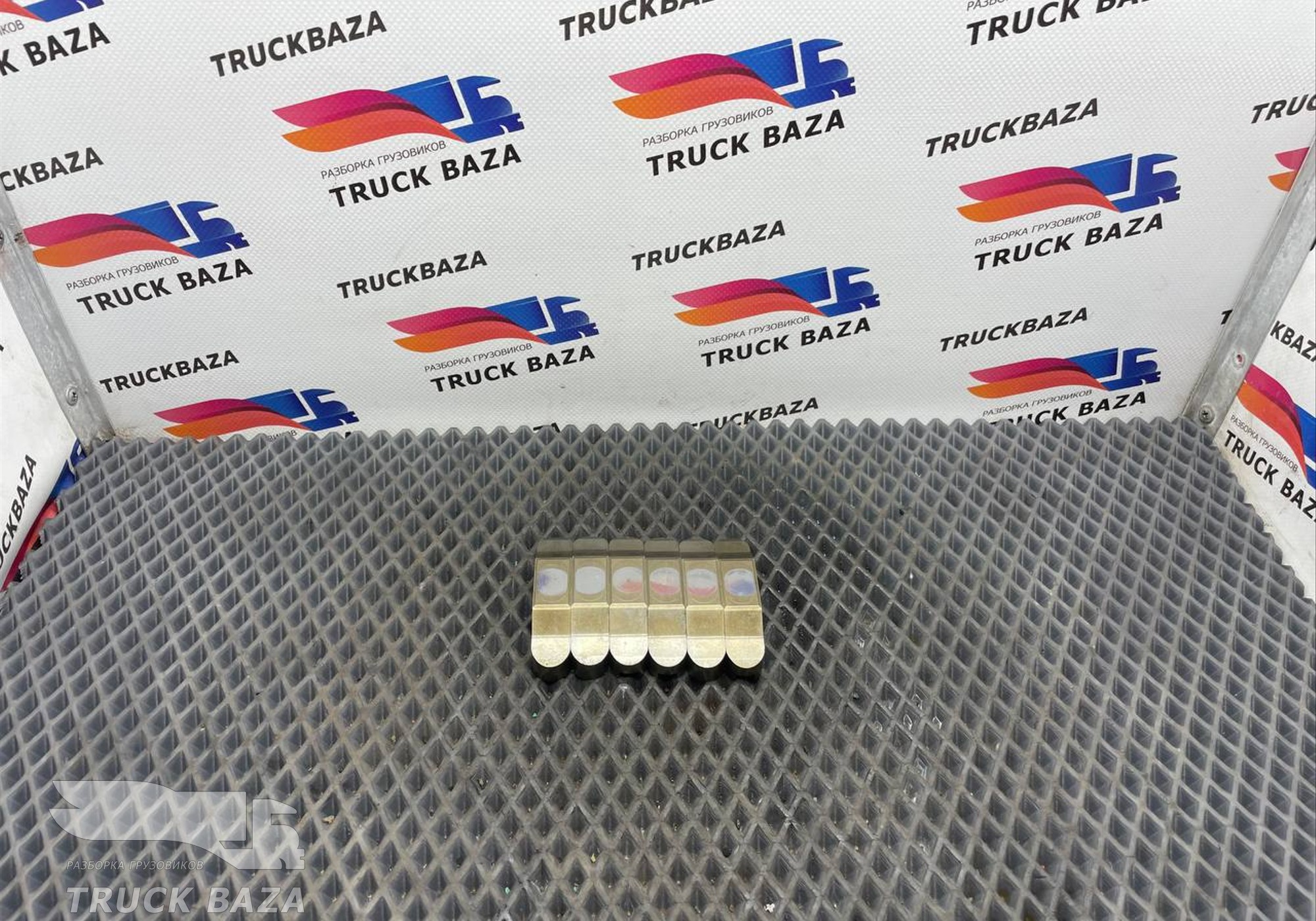 21411252 Комплект коромысло для Volvo FH FH4 (с 2012 по 2021)