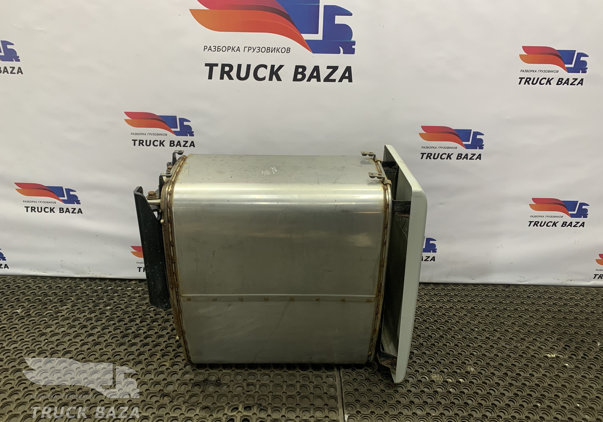 81151010425 Глушитель основной для Man TGS