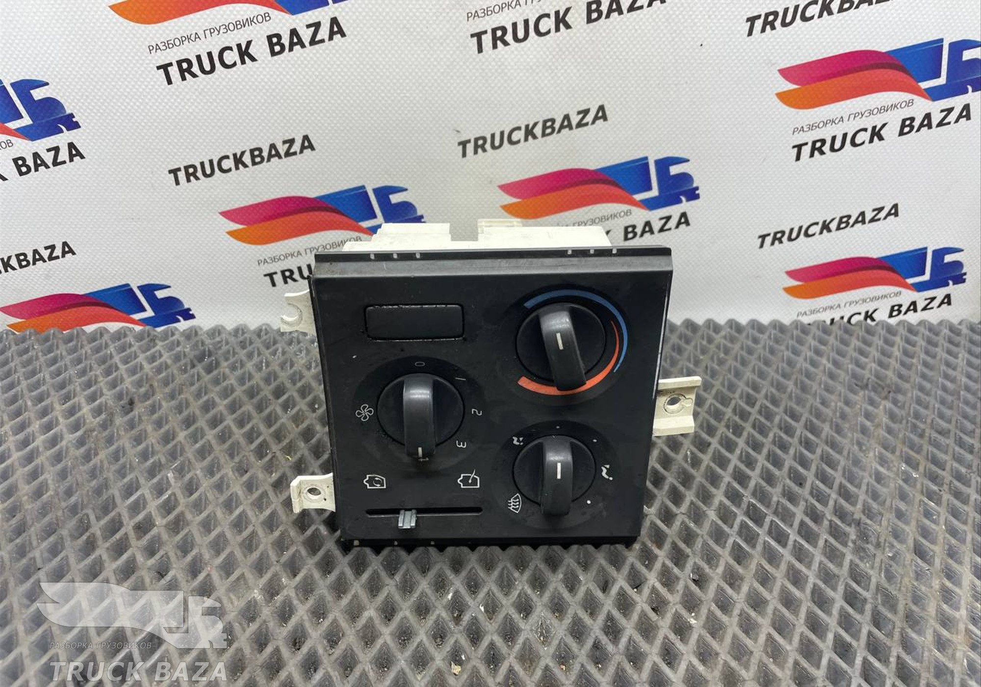 20443730 Блок управления климатом для Volvo FH 3 (с 2008 по 2012)