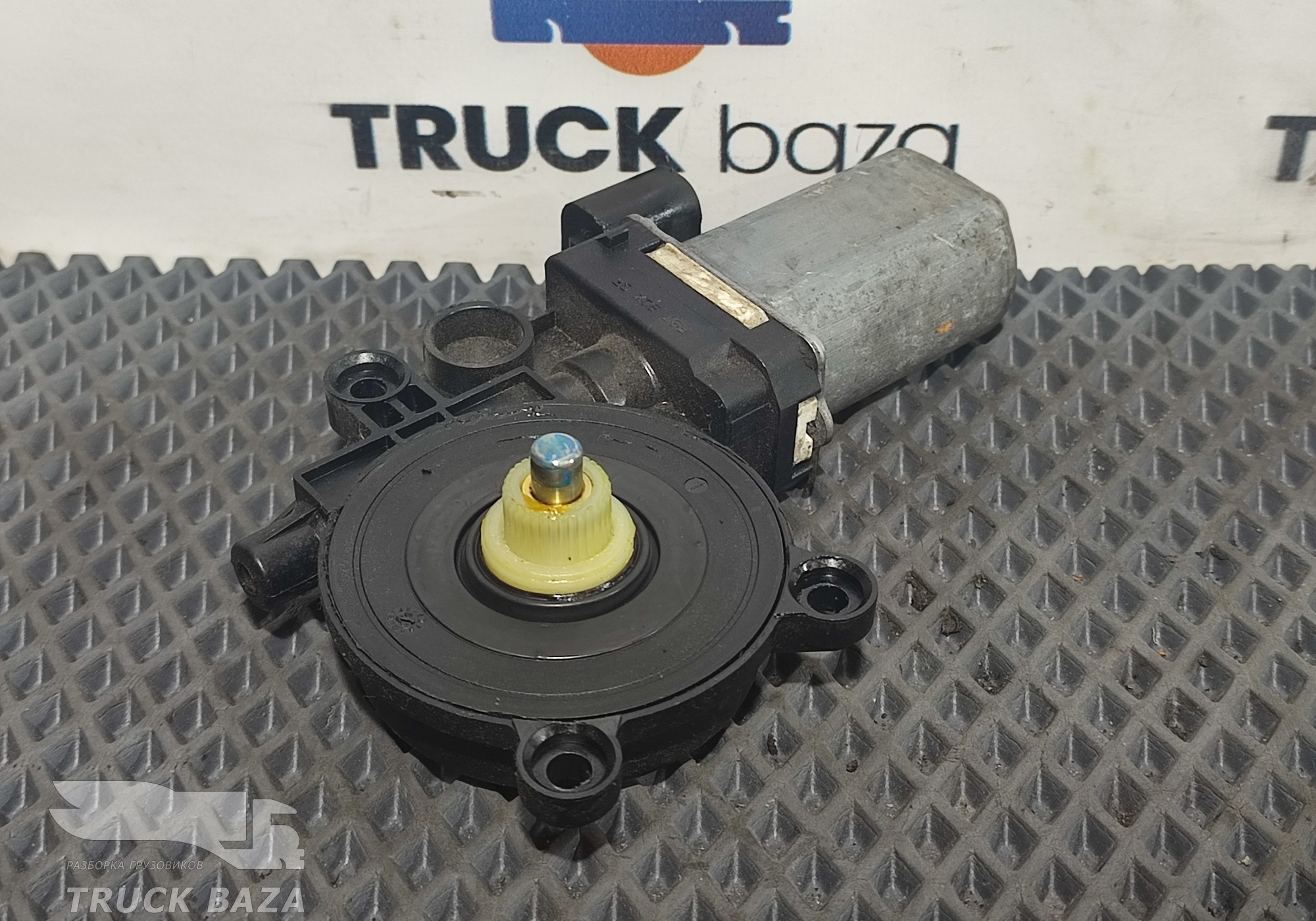 5801321875 Моторчик стеклоподъемника левый для Iveco EuroCargo