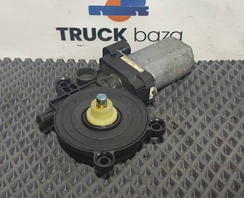 5801321875 Моторчик стеклоподъемника левый для Iveco EuroTech