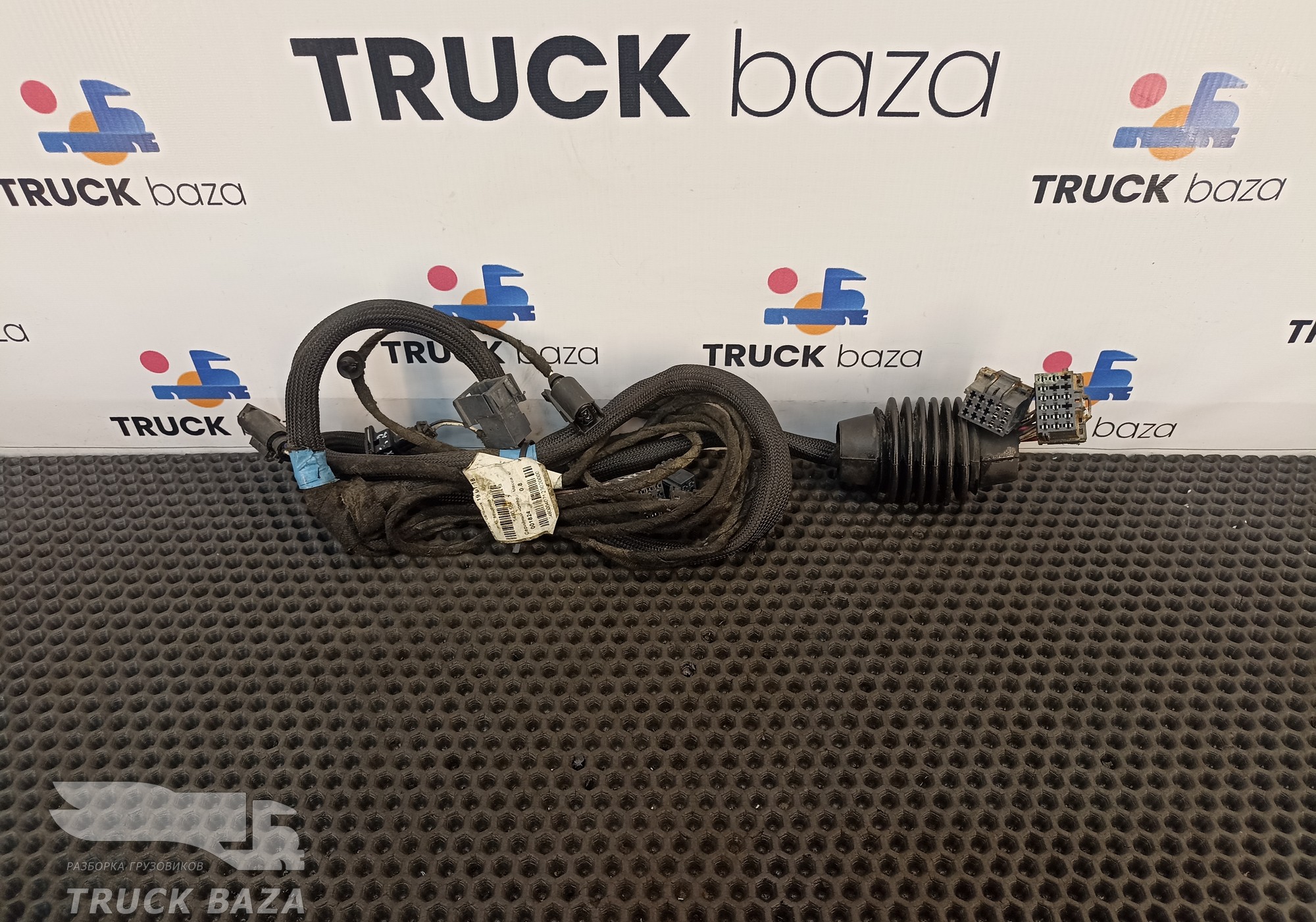5490407123020 Проводка двери левой для Mercedes-Benz Axor