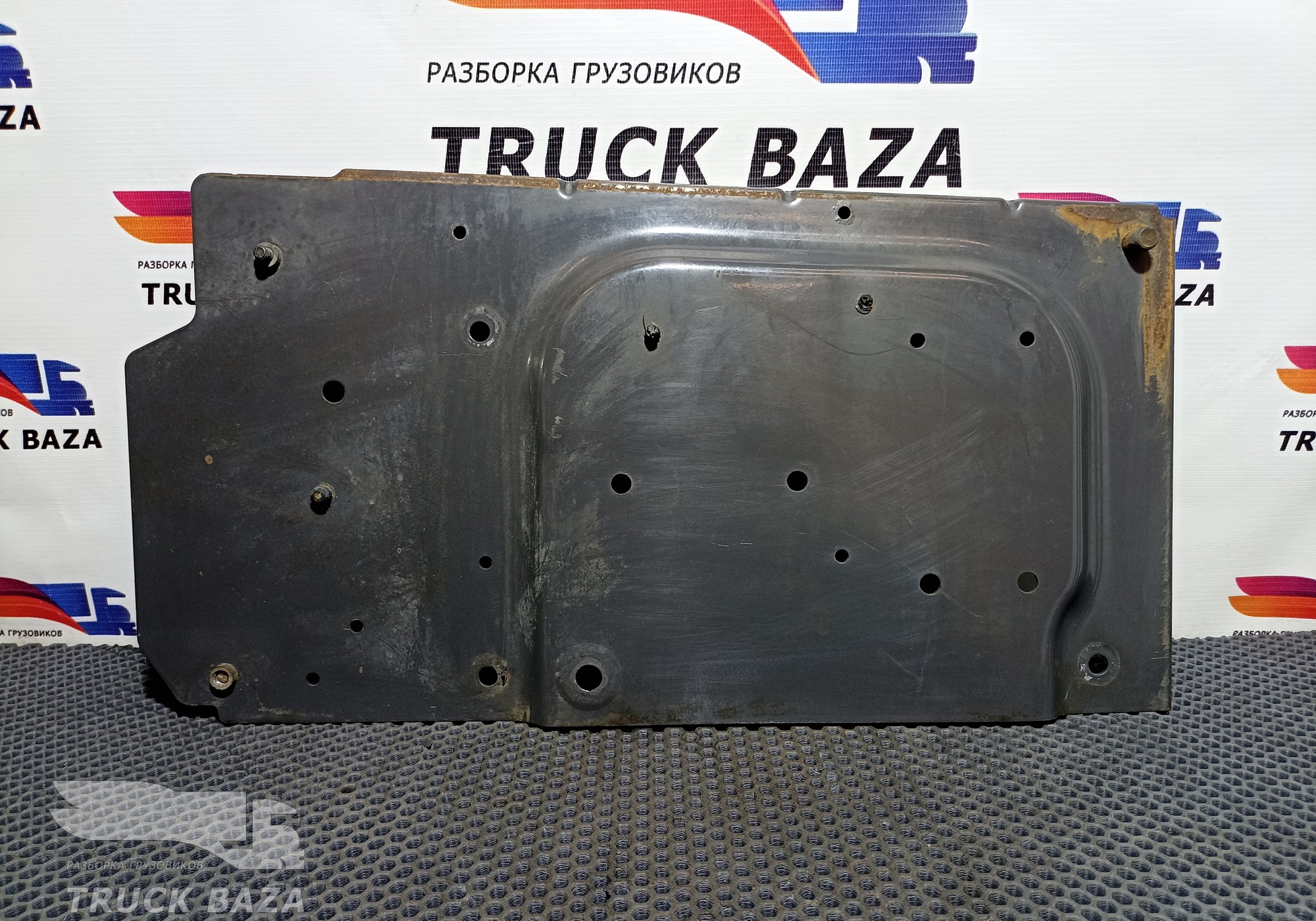 21289925 Кронштейн аккумулятора для Volvo FM III (с 2013)